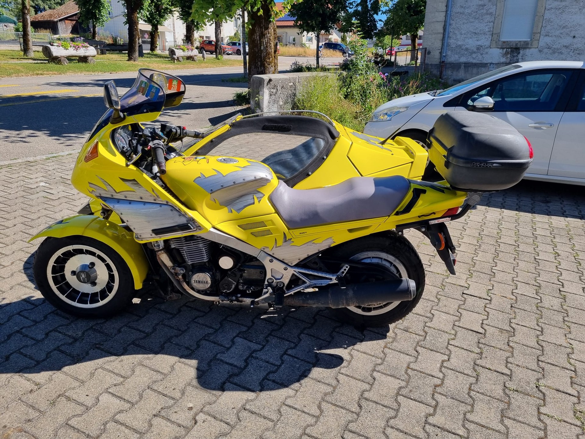 YAMAHA FJ 1200-image-3