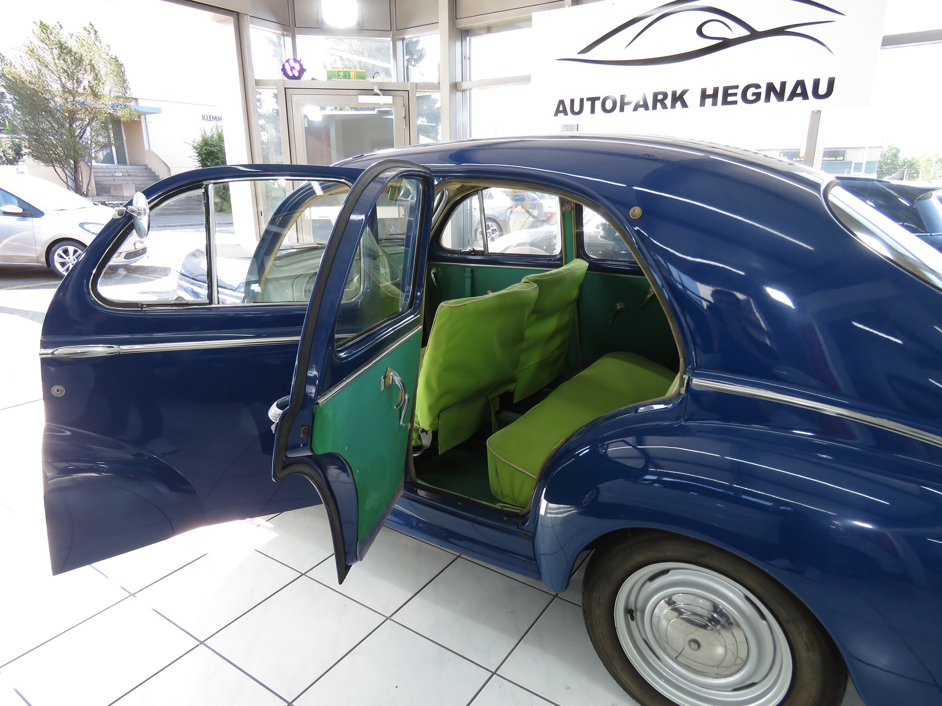PEUGEOT 203 C-image-8
