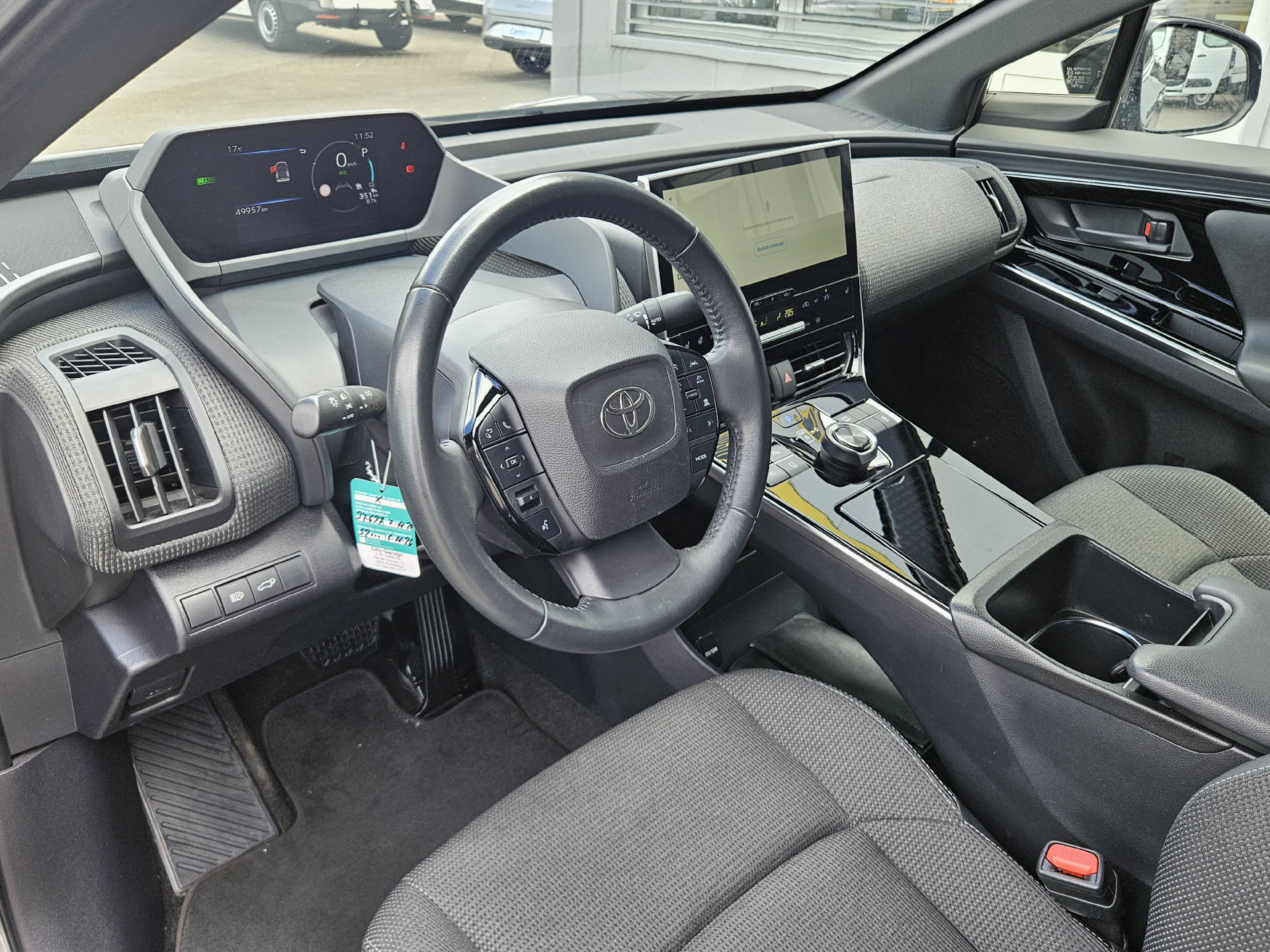 TOYOTA bZ4X Style * Garantie 10 Jahre/ 185'000 km * Rückfahrkamera * Navi * ACC *-image-19