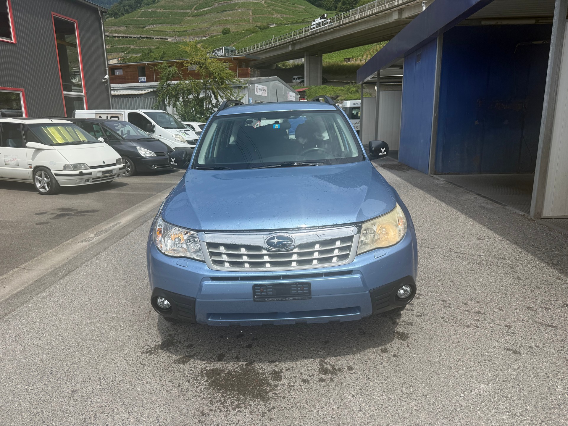 SUBARU Forester 2.0X Advantage-showroom-element-1