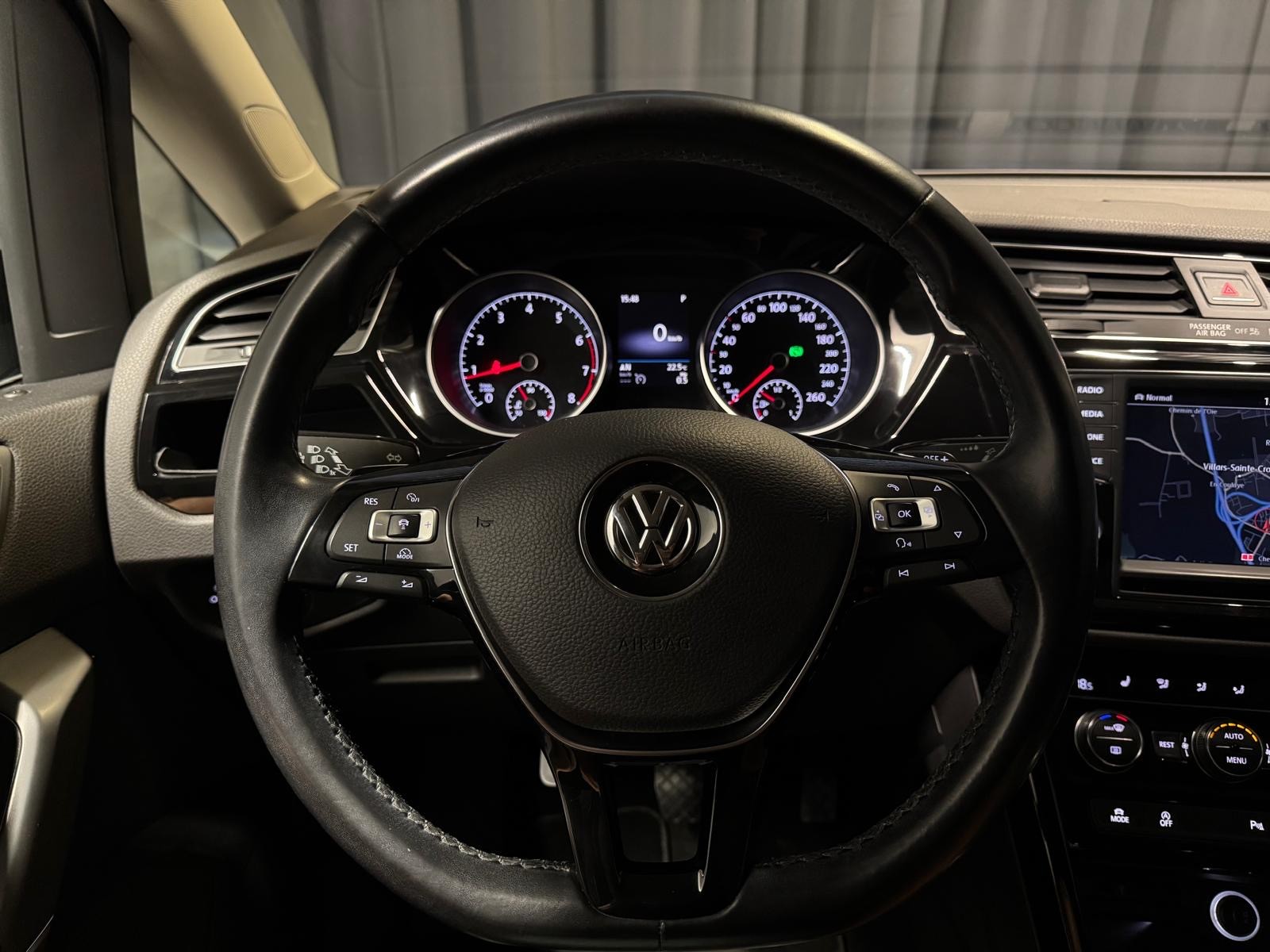 VW Touran 1.4 TSI BlueMotion Technology Comfortline DSG *7 places*-image-18