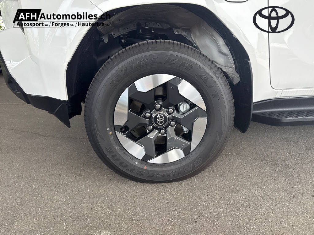 TOYOTA Hilux Double Cab.-pick-up 59KWh Comfort-image-16