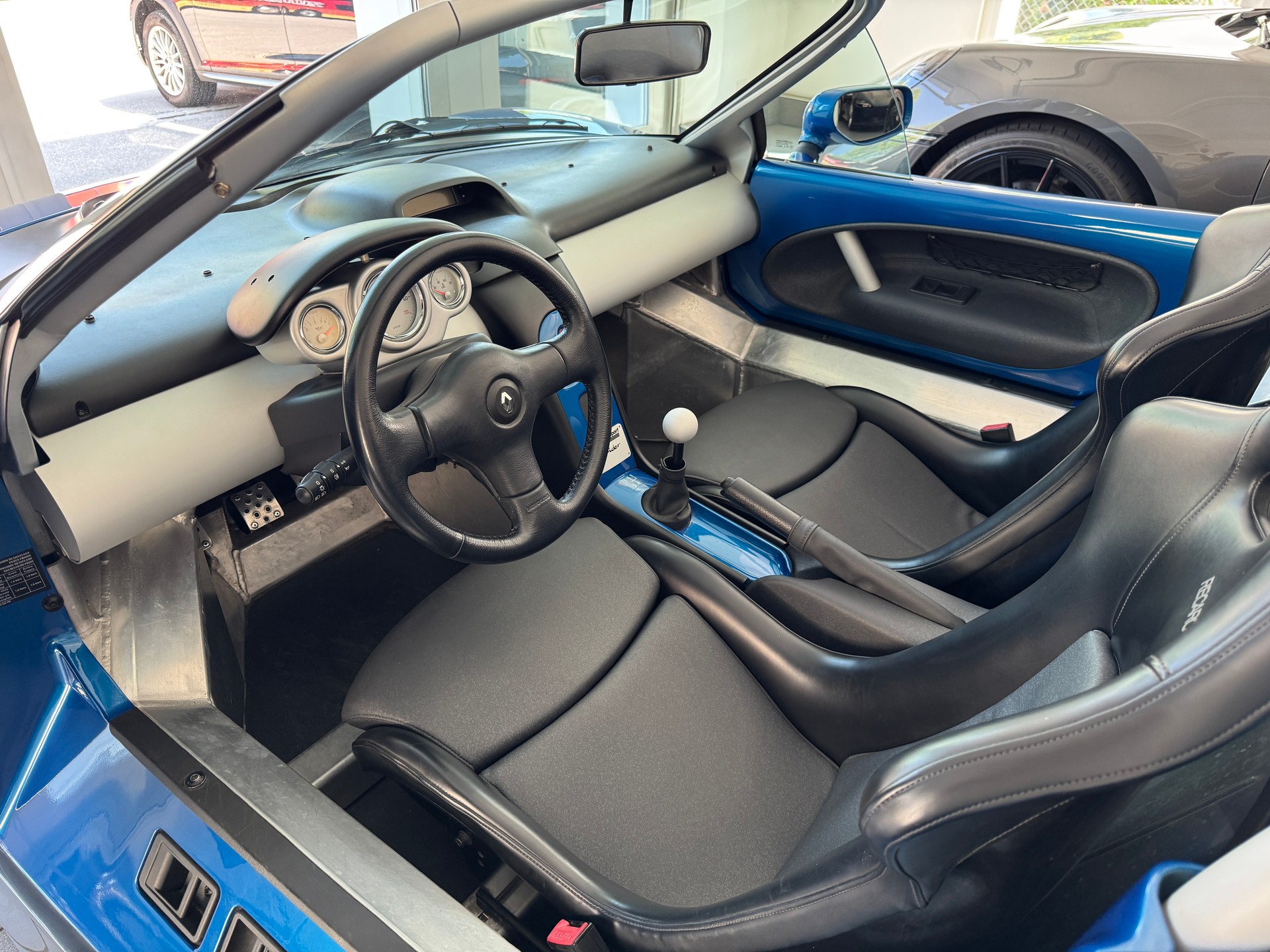 RENAULT Spider 2.0 16V pare-brise-image-9