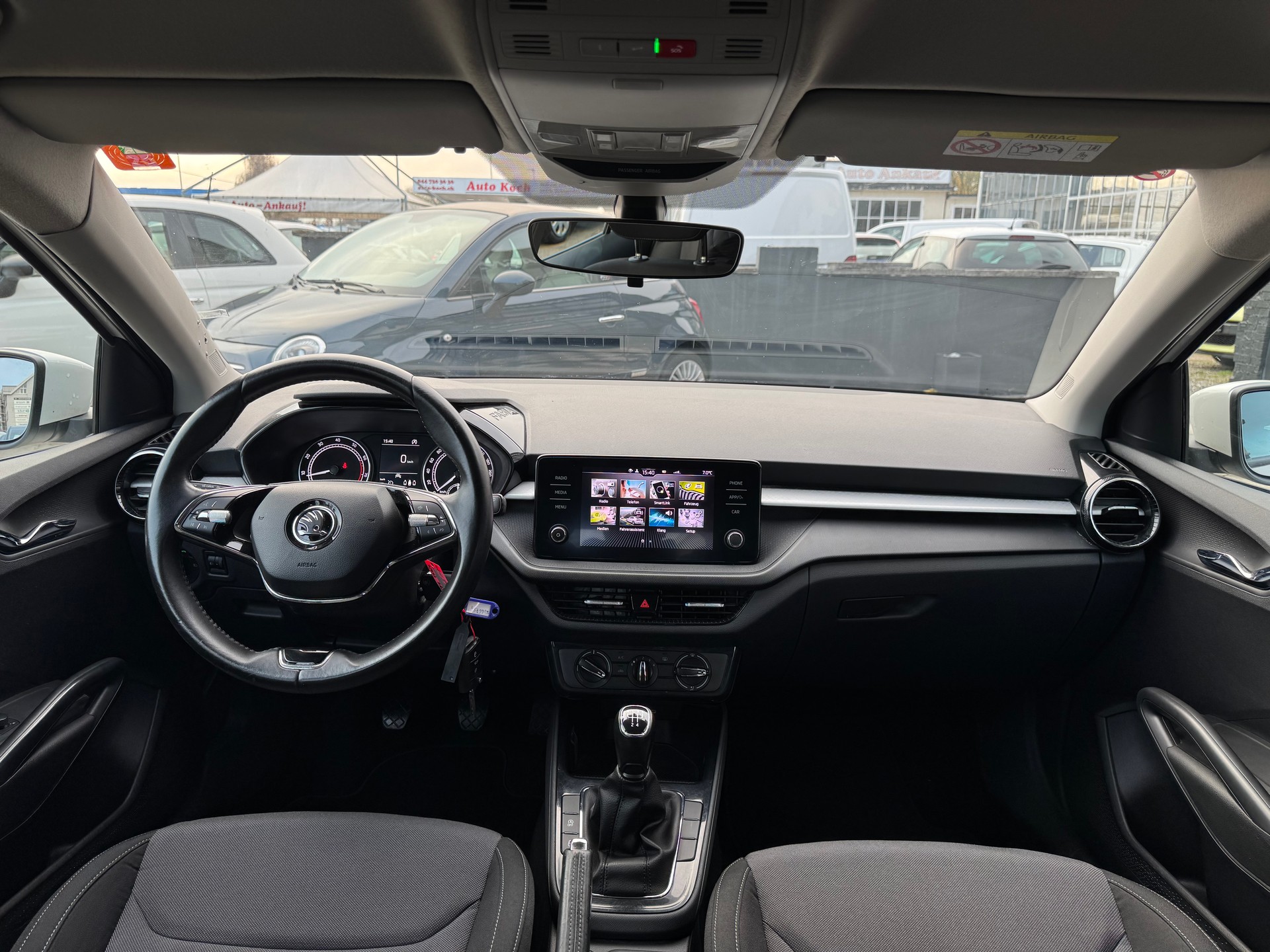 SKODA Fabia 1.0 MPI Ambition-image-17