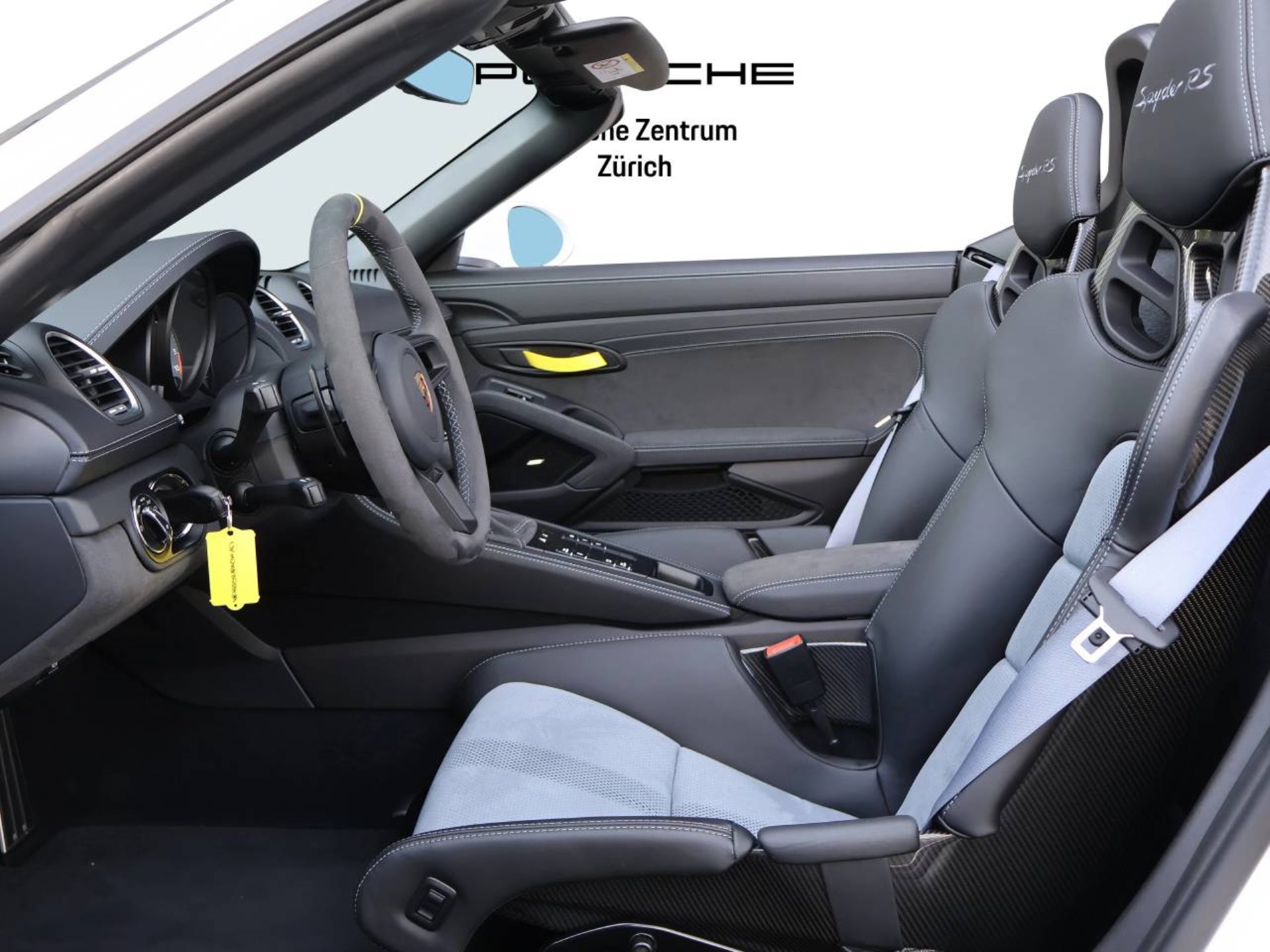 PORSCHE 718 Spyder RS-image-11
