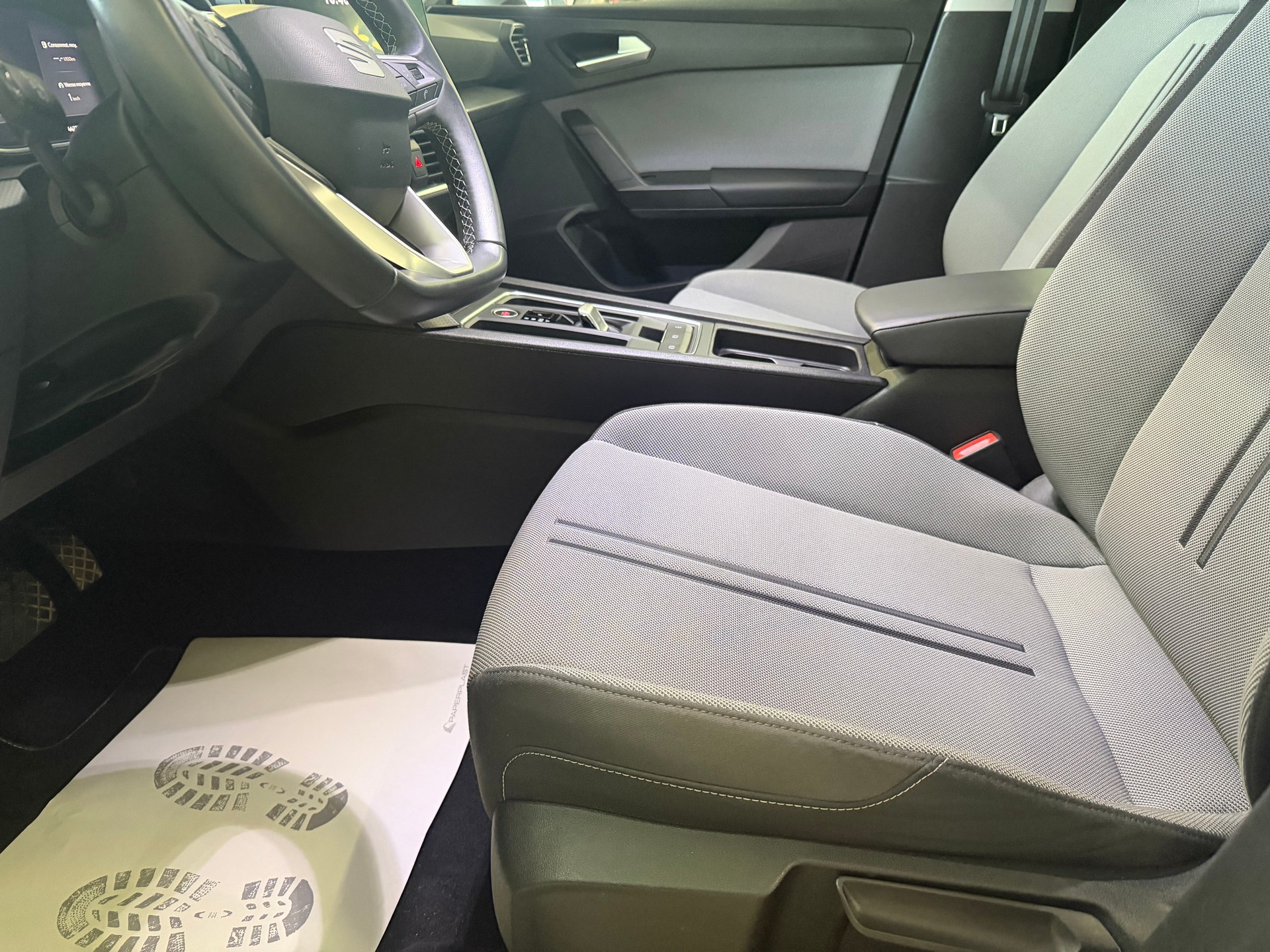 SEAT Leon ST 2.0 TDI EVO DSG Style-image-9
