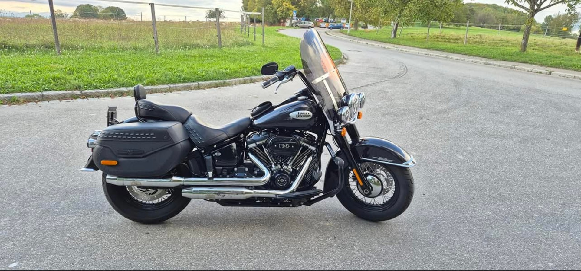 HARLEY-DAVIDSON FLHCS Heritage Classic 114-image-7