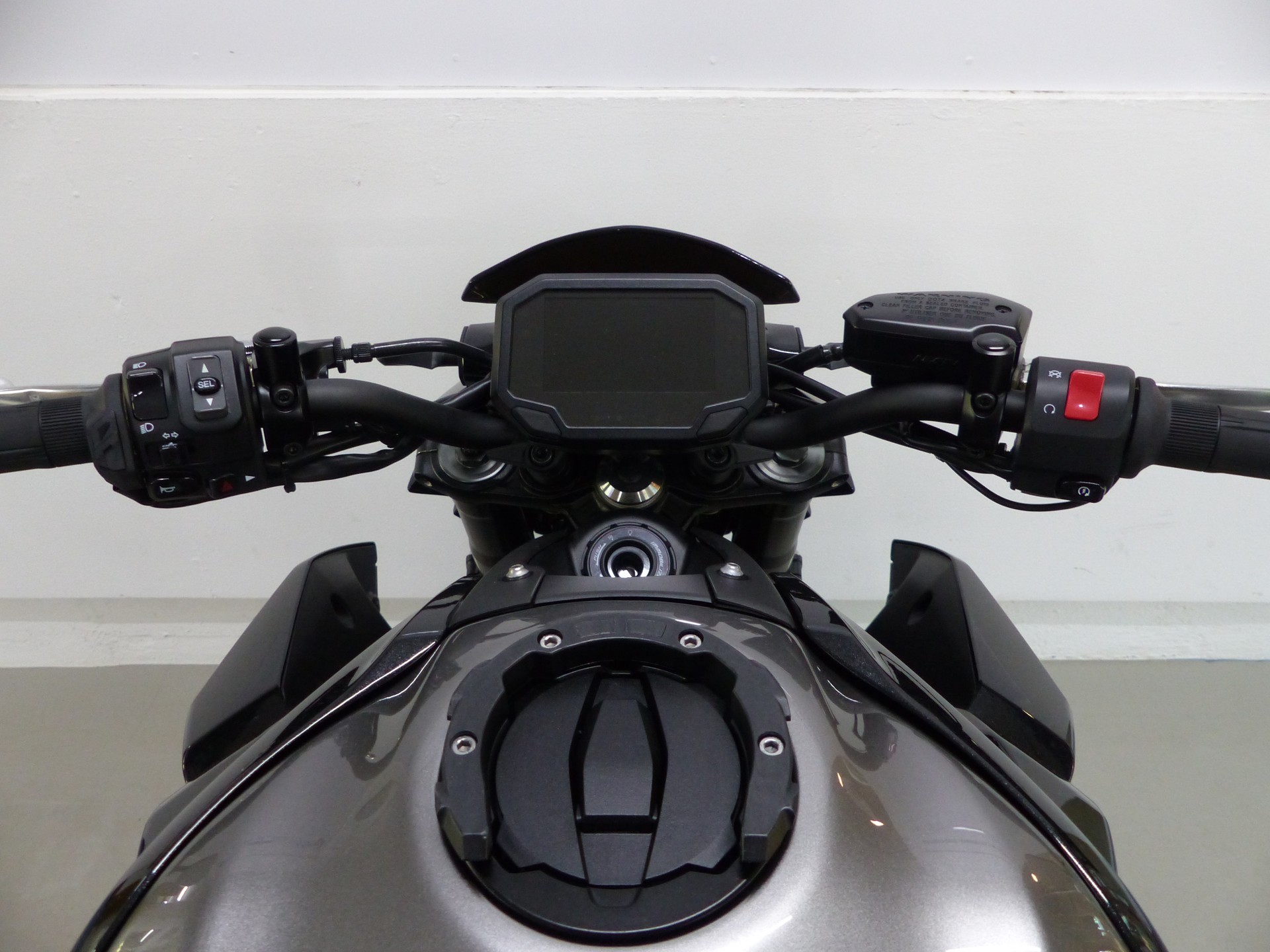 KAWASAKI Z 900 ABS mit Zubehör-image-13