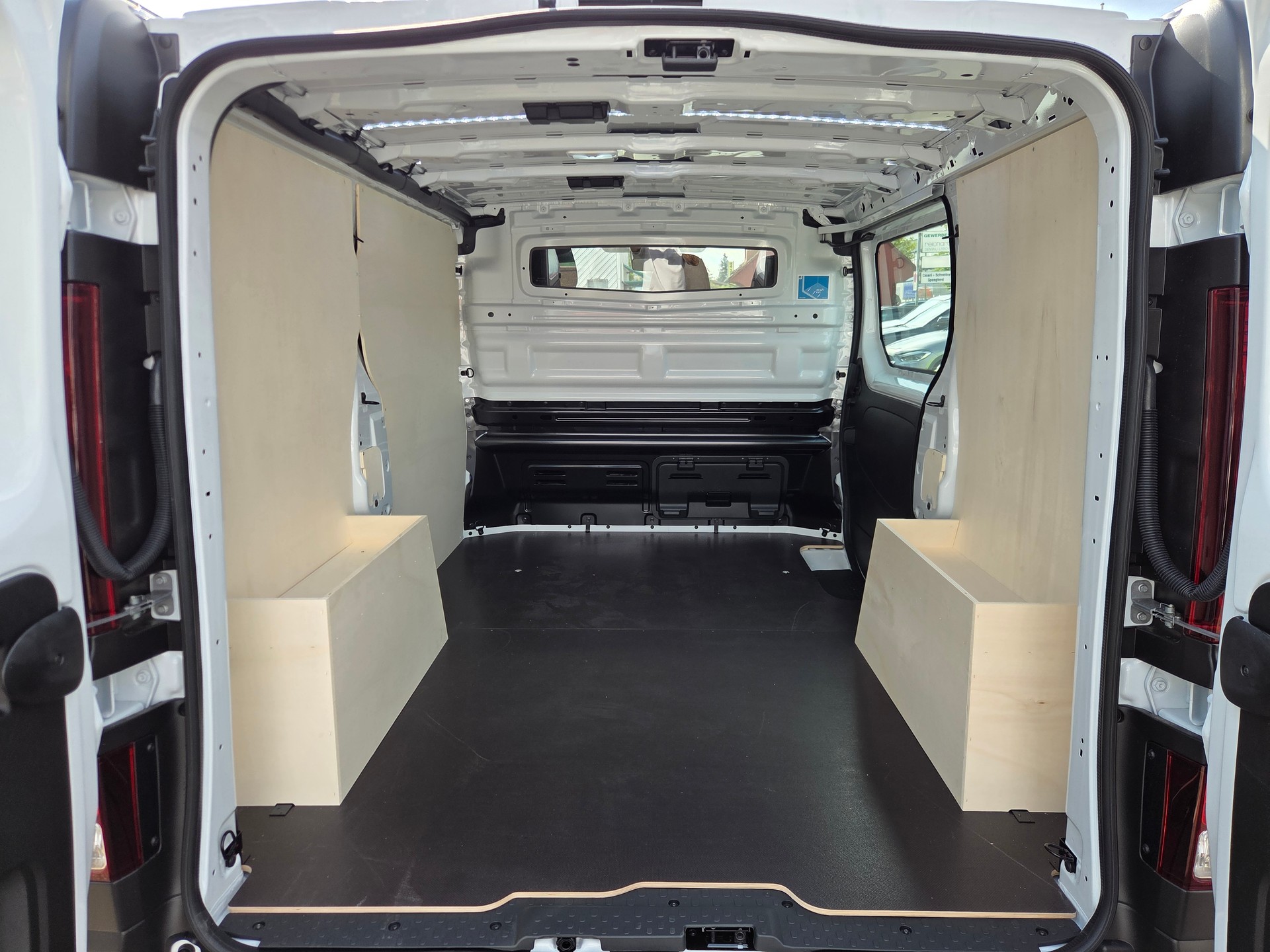 RENAULT Trafic Kaw. 2.8 t L1 H1 2.0 dCi Blue 110 Advance-image-7