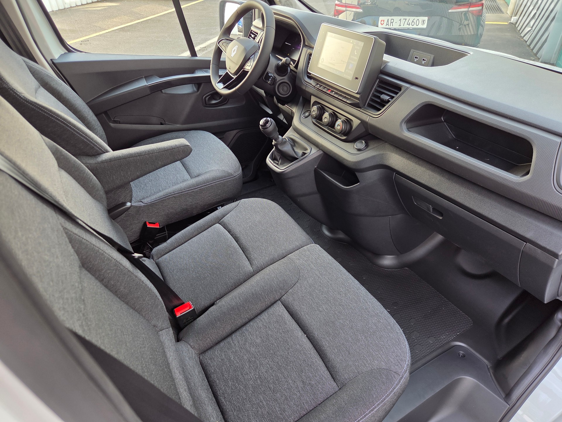 RENAULT Trafic Kaw. 2.8 t L1 H1 2.0 dCi Blue 110 Advance-image-13