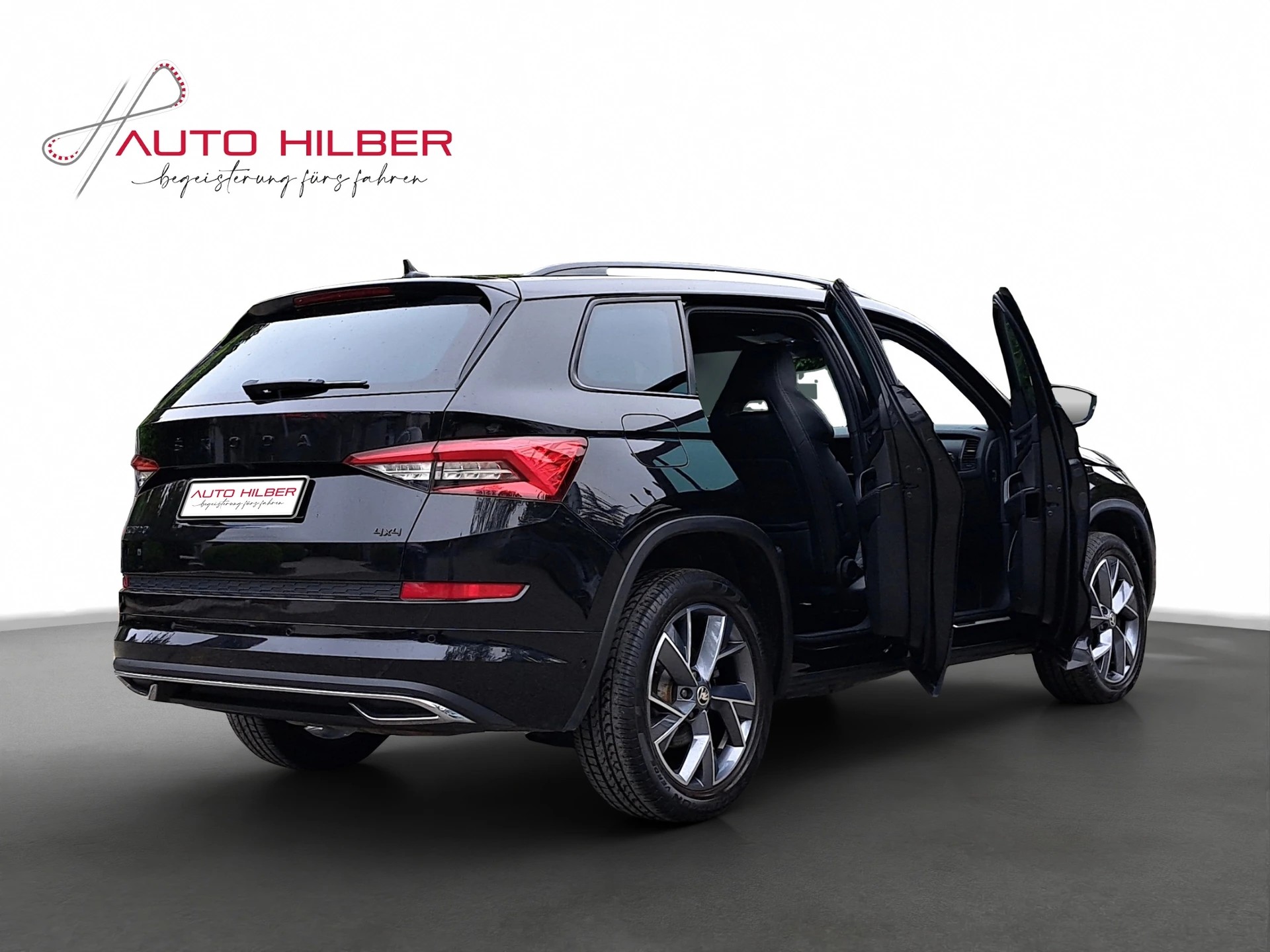 SKODA Kodiaq 2.0 TSI 4x4 Sport Line-image-5