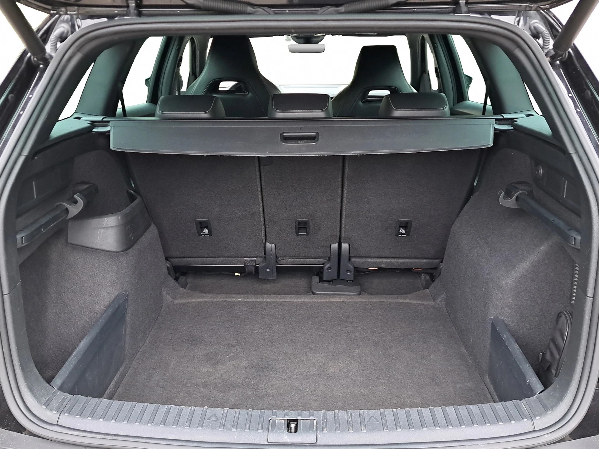 SKODA Kodiaq 2.0 TSI 4x4 Sport Line-image-11