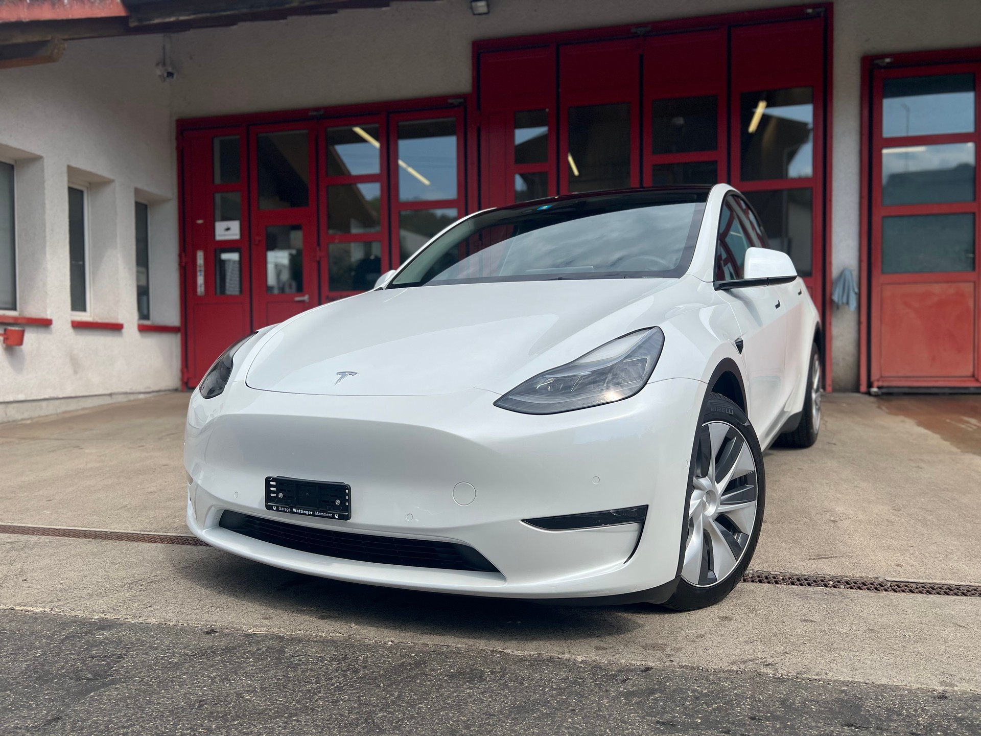 TESLA Model Y Long Range // SoH 92%