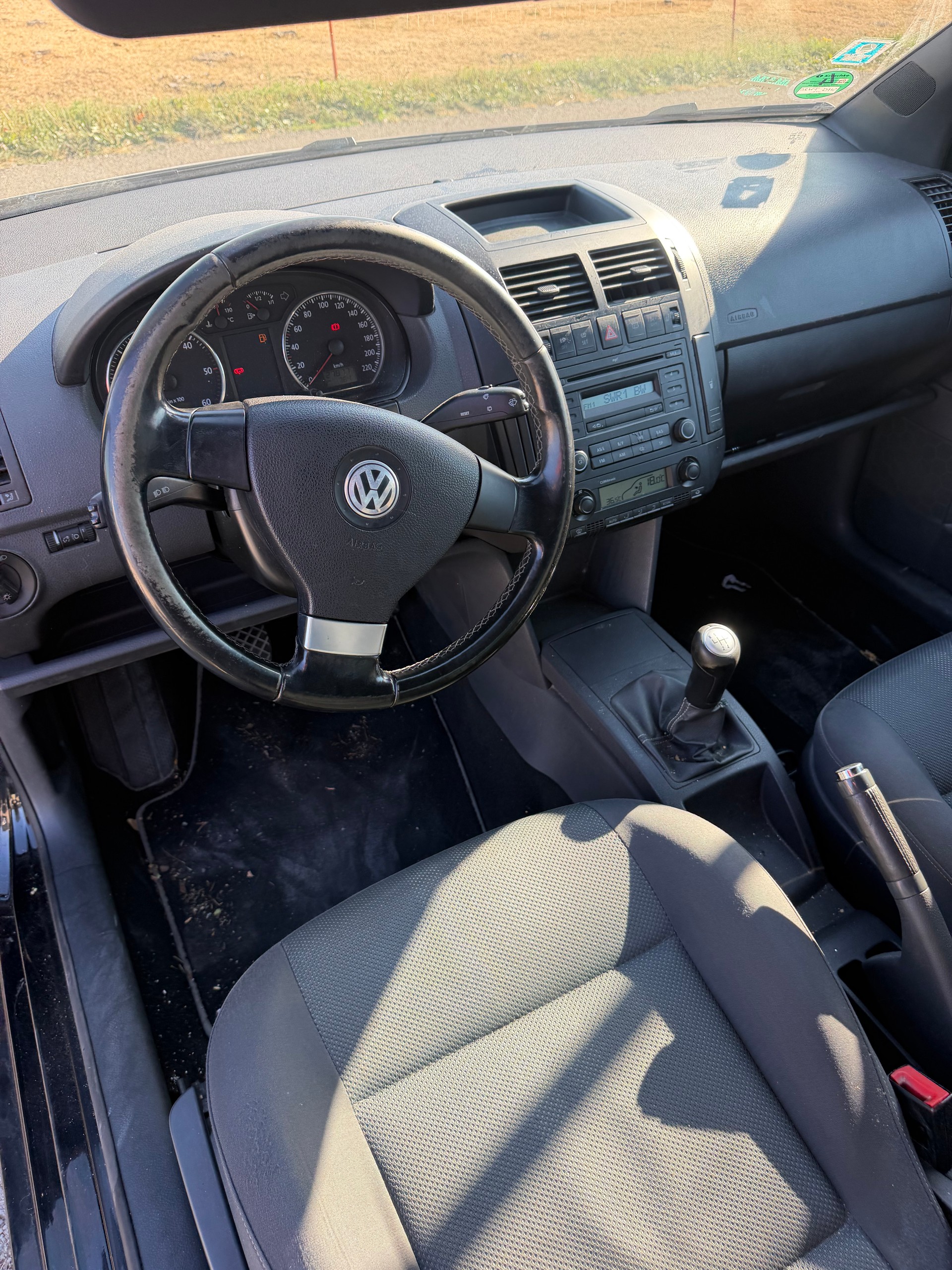 VW Polo 1.4 TDI Sportline-image-6