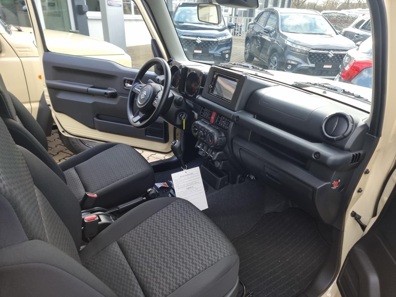 SUZUKI JIMNY 1.5 COMPACT+ 4x4 | 2 PLATZER | MANUEL | NAVIGATION-image-11