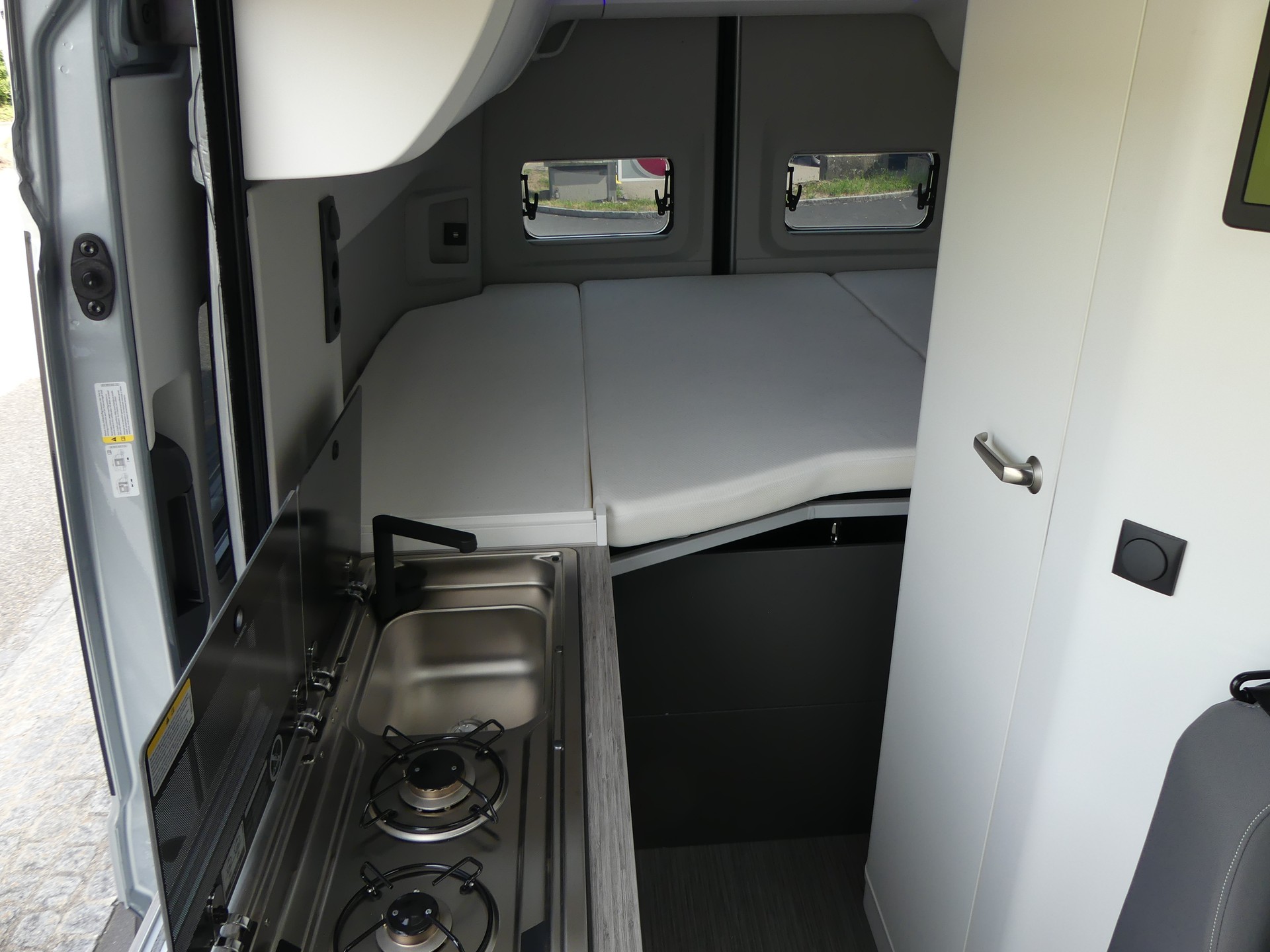 VW Grand California 600 2.0 BI-TDI-image-13