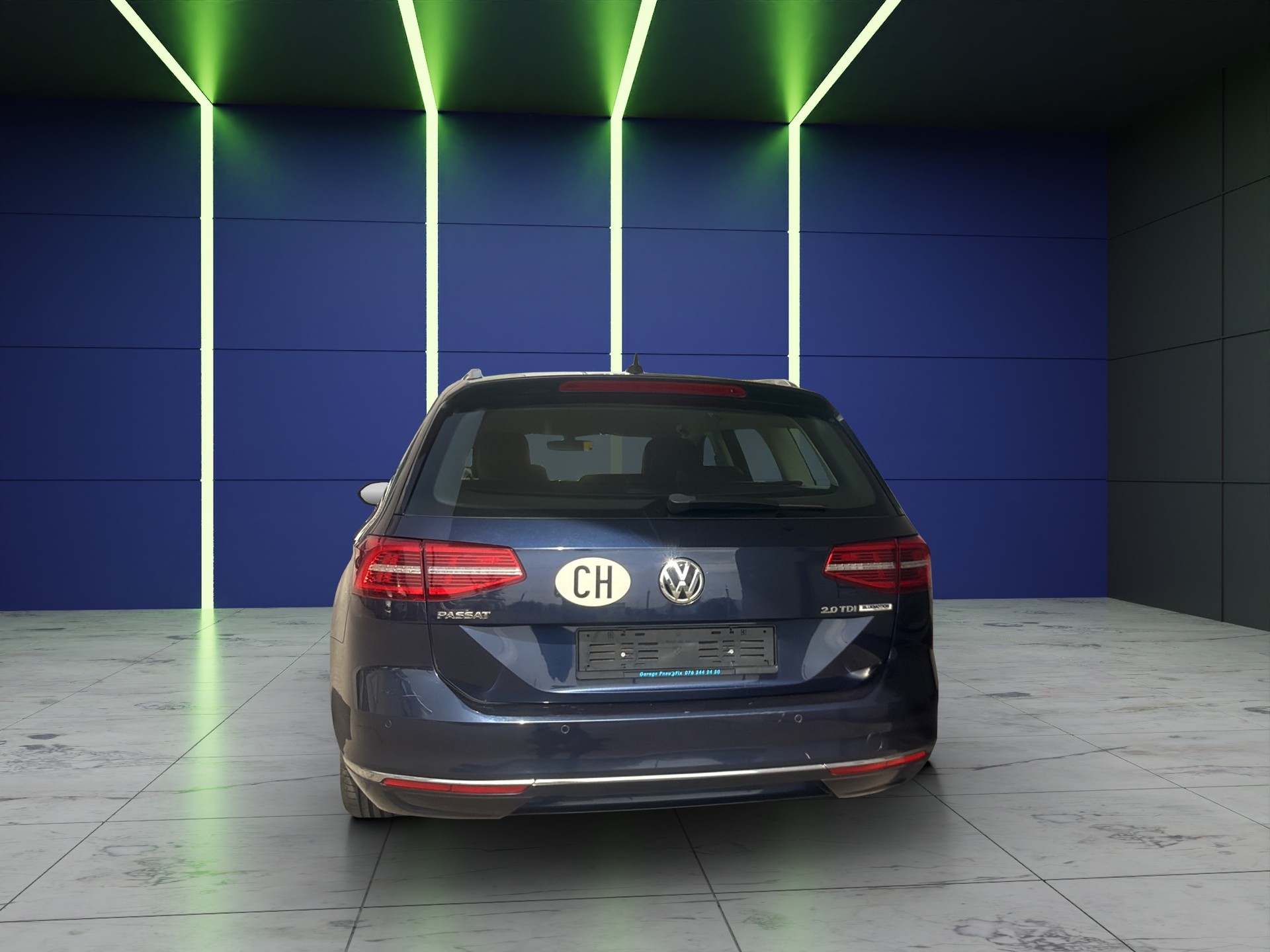 VW Passat 2.0 Tdi Bluemotion-showroom-element-2