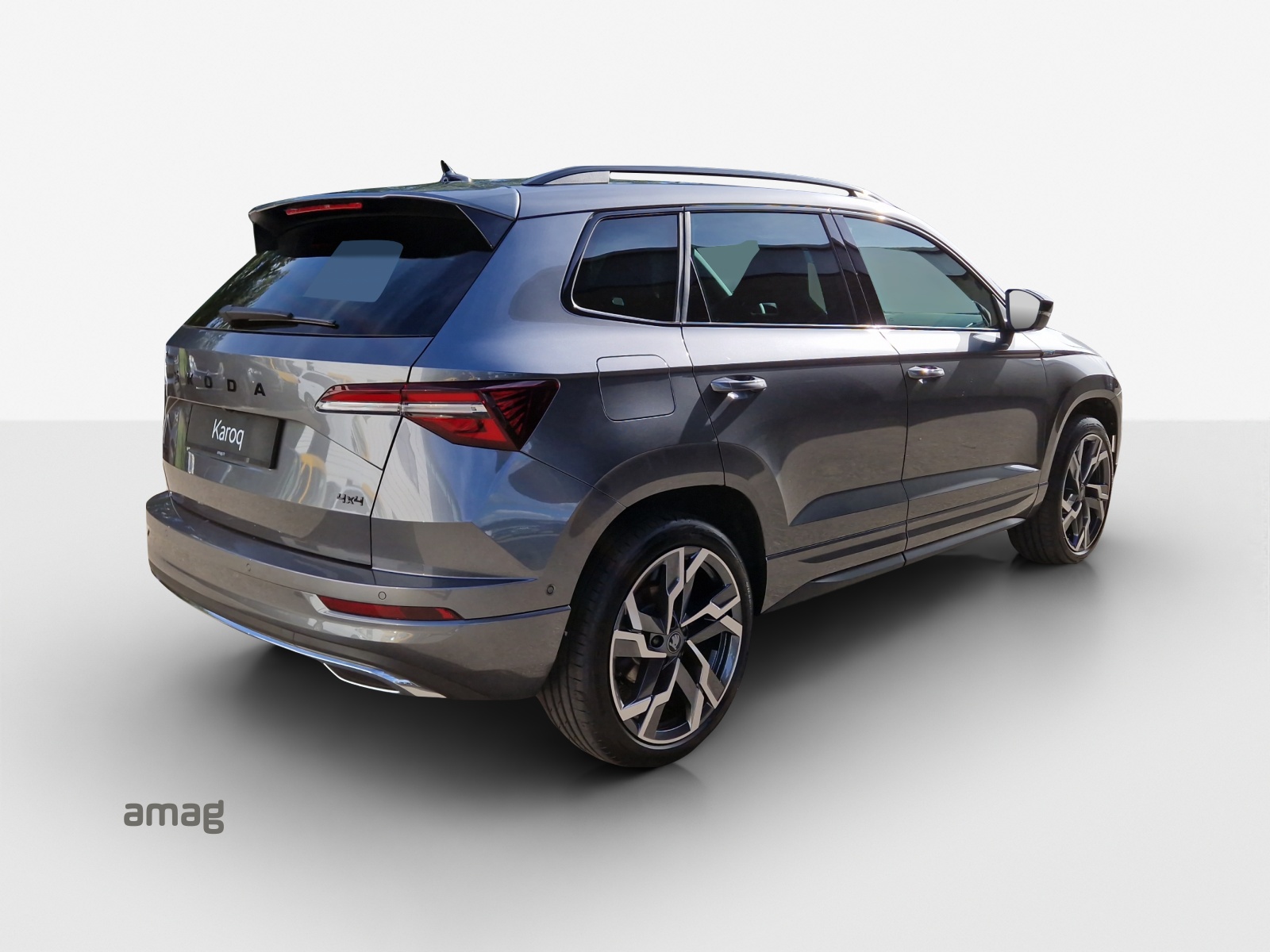 SKODA Karoq 2.0 TSI SportLine 4x4 DSG-image-4