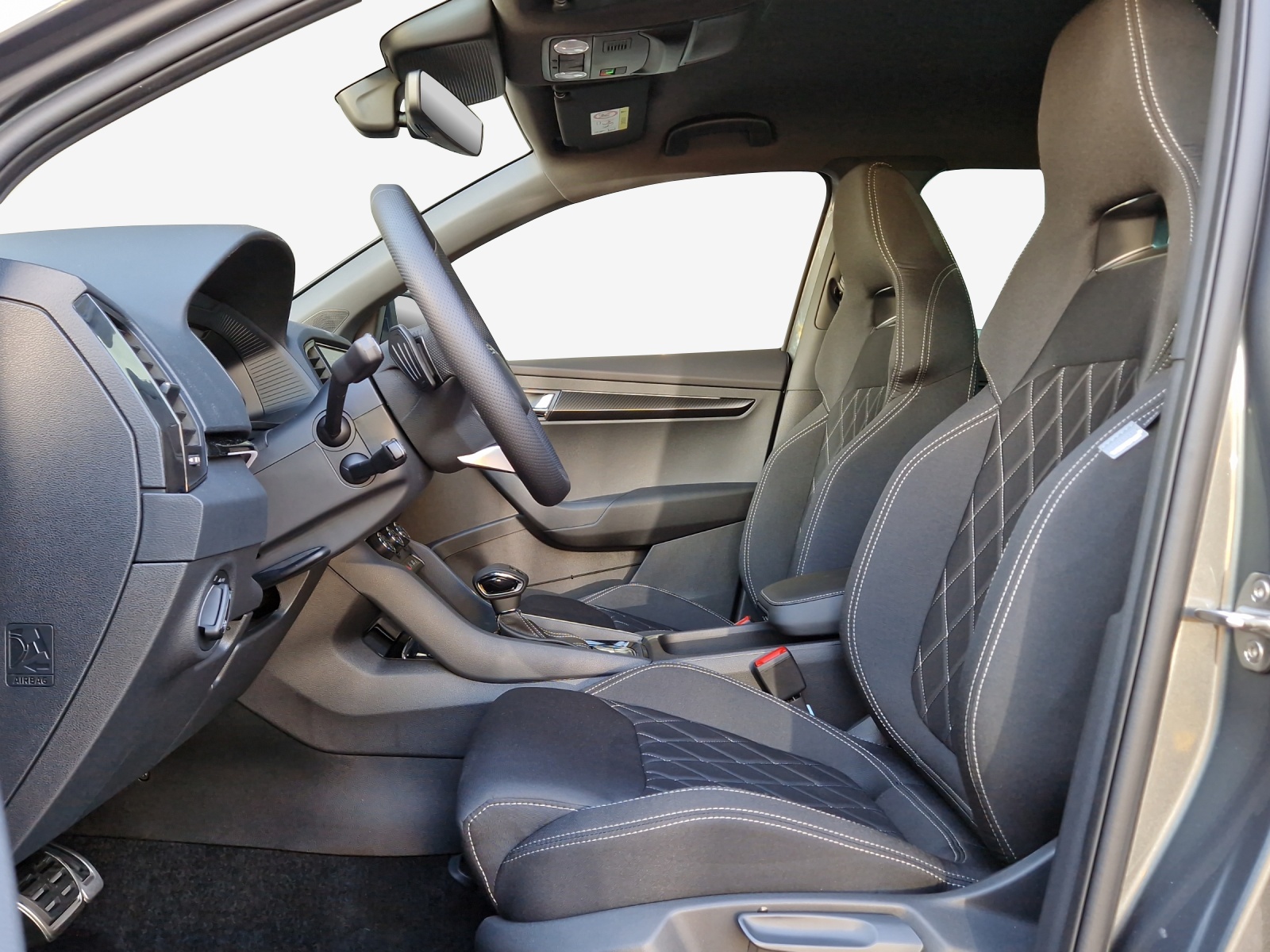 SKODA Karoq 2.0 TSI SportLine 4x4 DSG-image-7