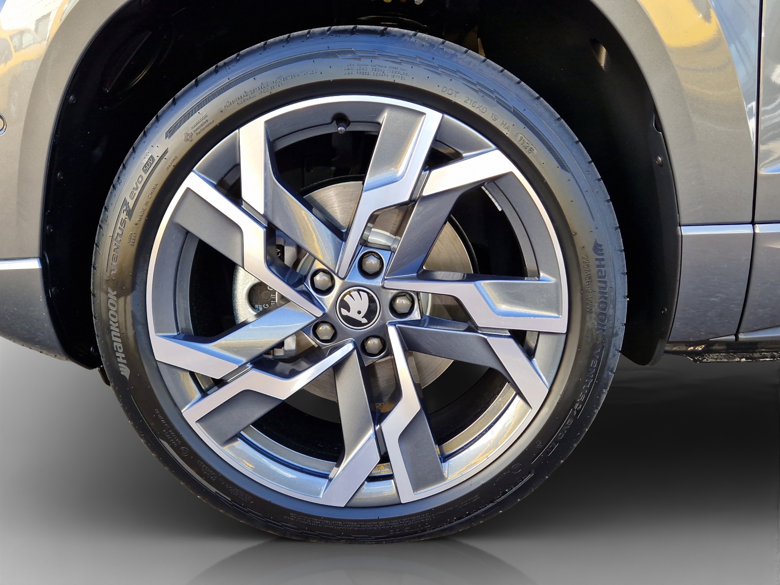 SKODA Karoq 2.0 TSI SportLine 4x4 DSG-image-13