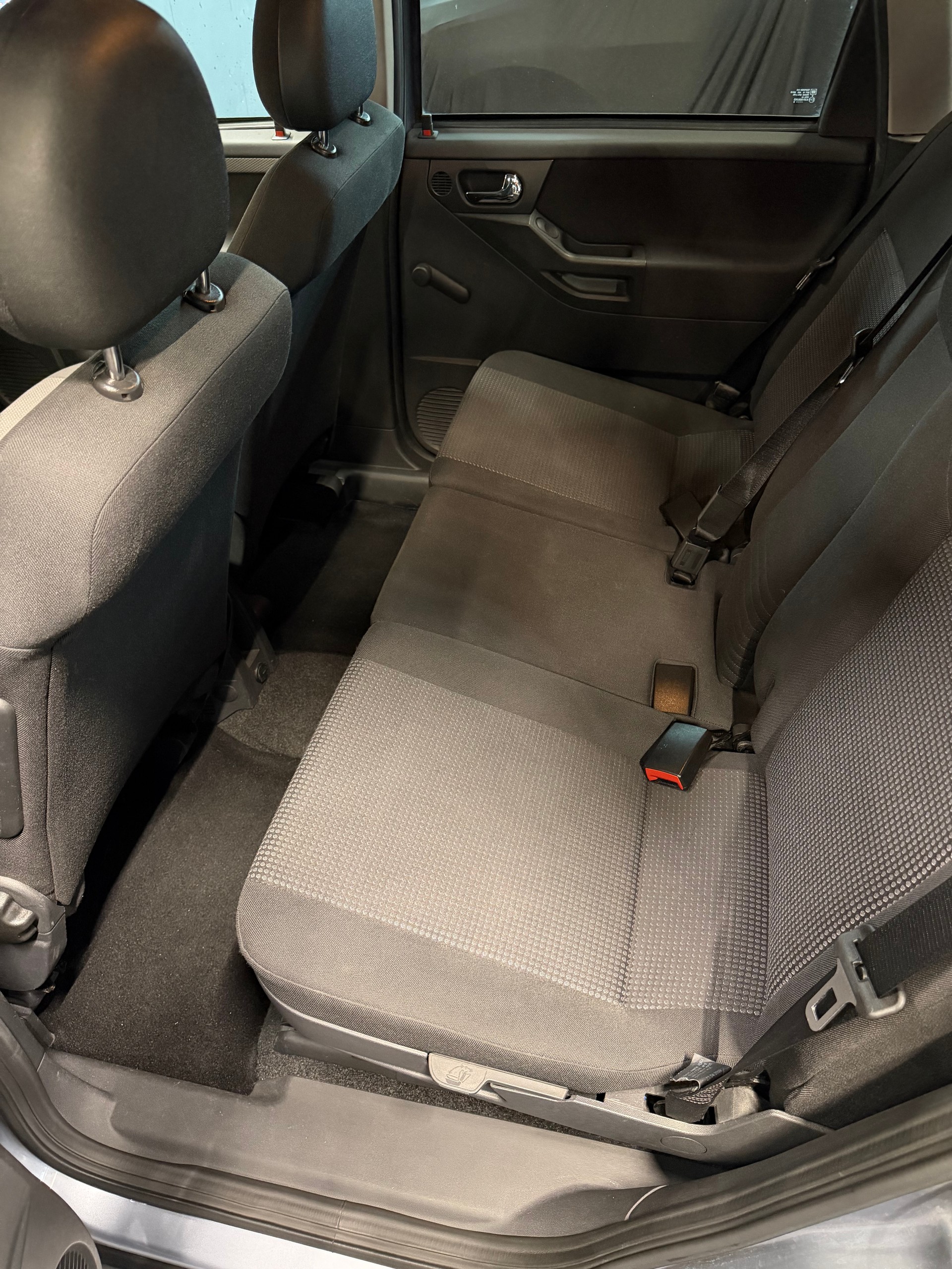 OPEL Meriva 1.8i 16V Enjoy-image-9