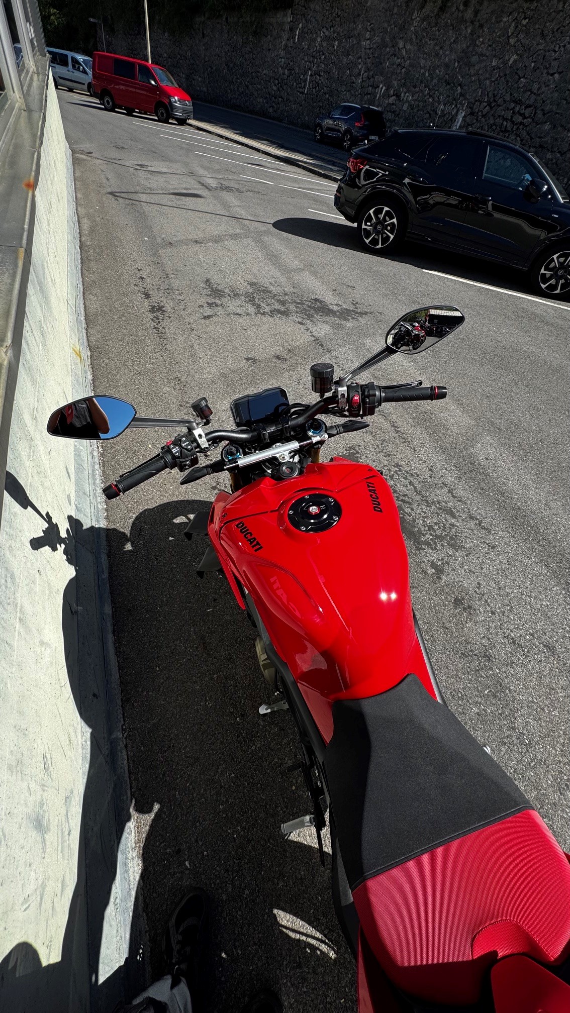 DUCATI Streetfighter V4 S-image-3