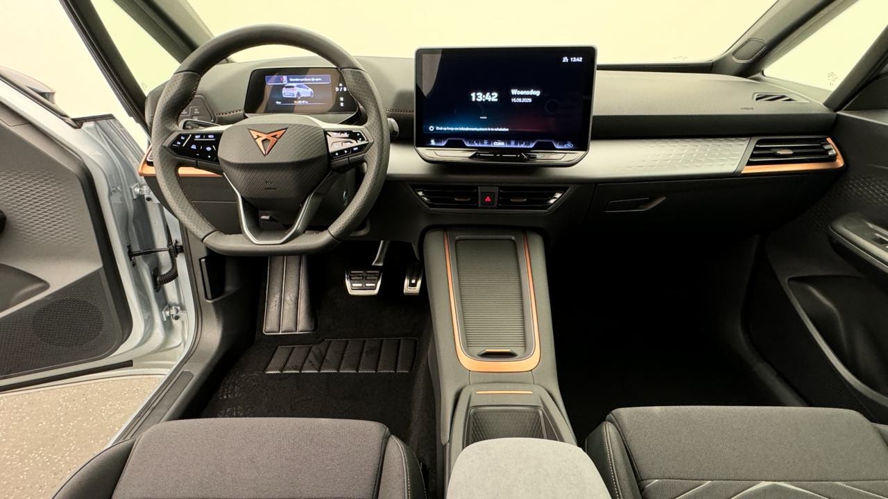 CUPRA Born 59 kWh Limited-image-5