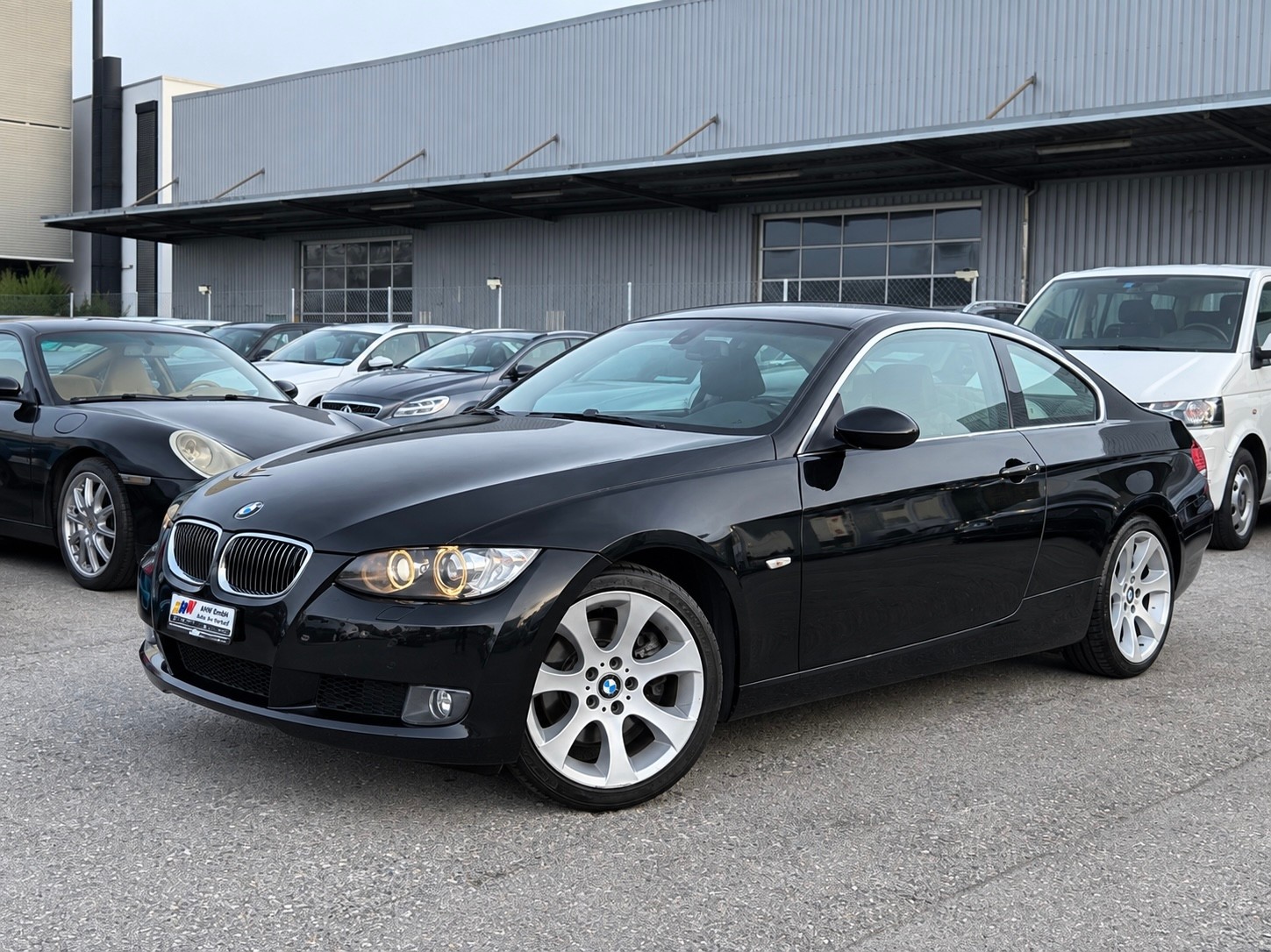 BMW 325xi Coupé / Frisch ab MFK / Schaltgetriebe / Xenon / Sportsitze / PDC
