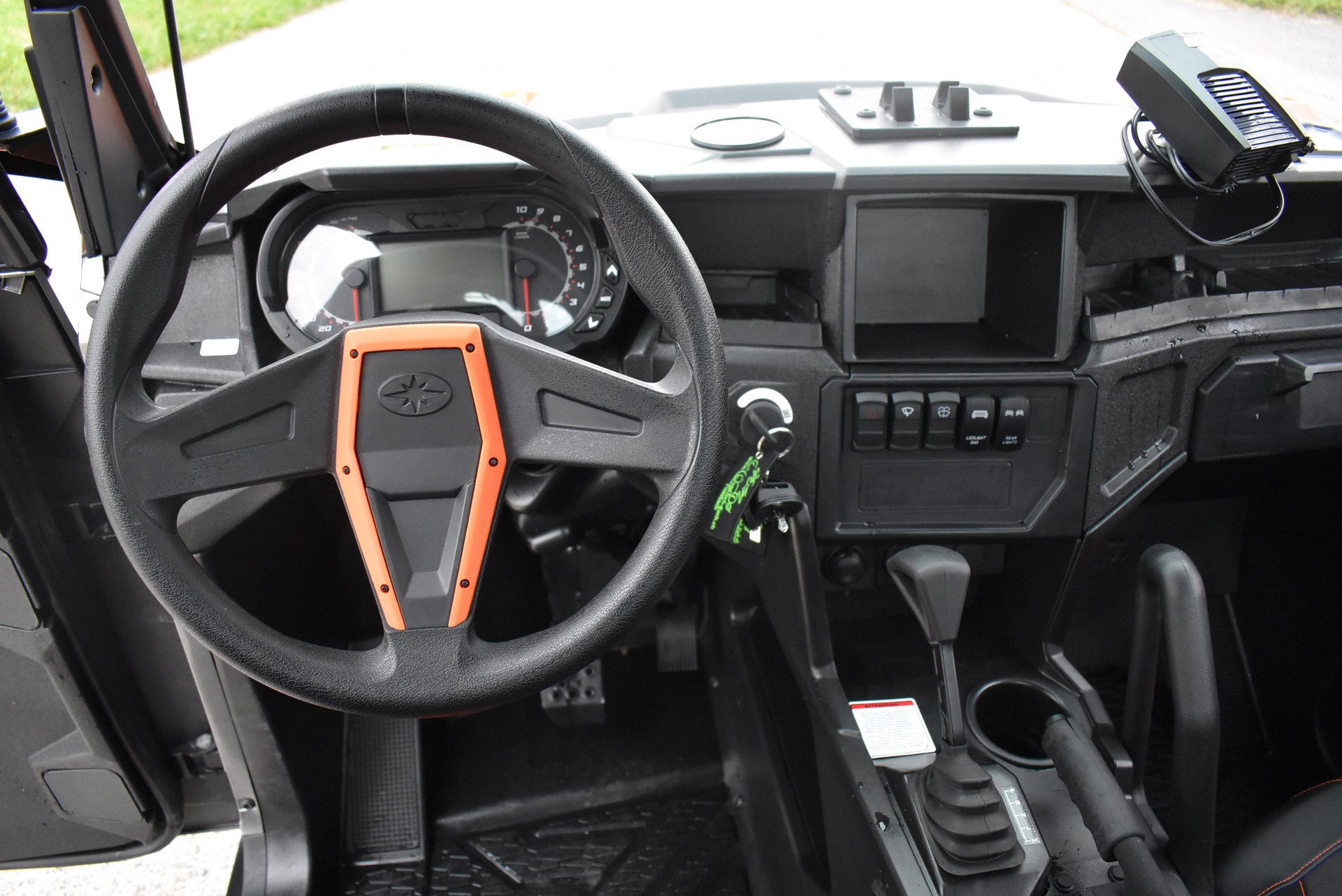 POLARIS General 1000 Deluxe-image-9