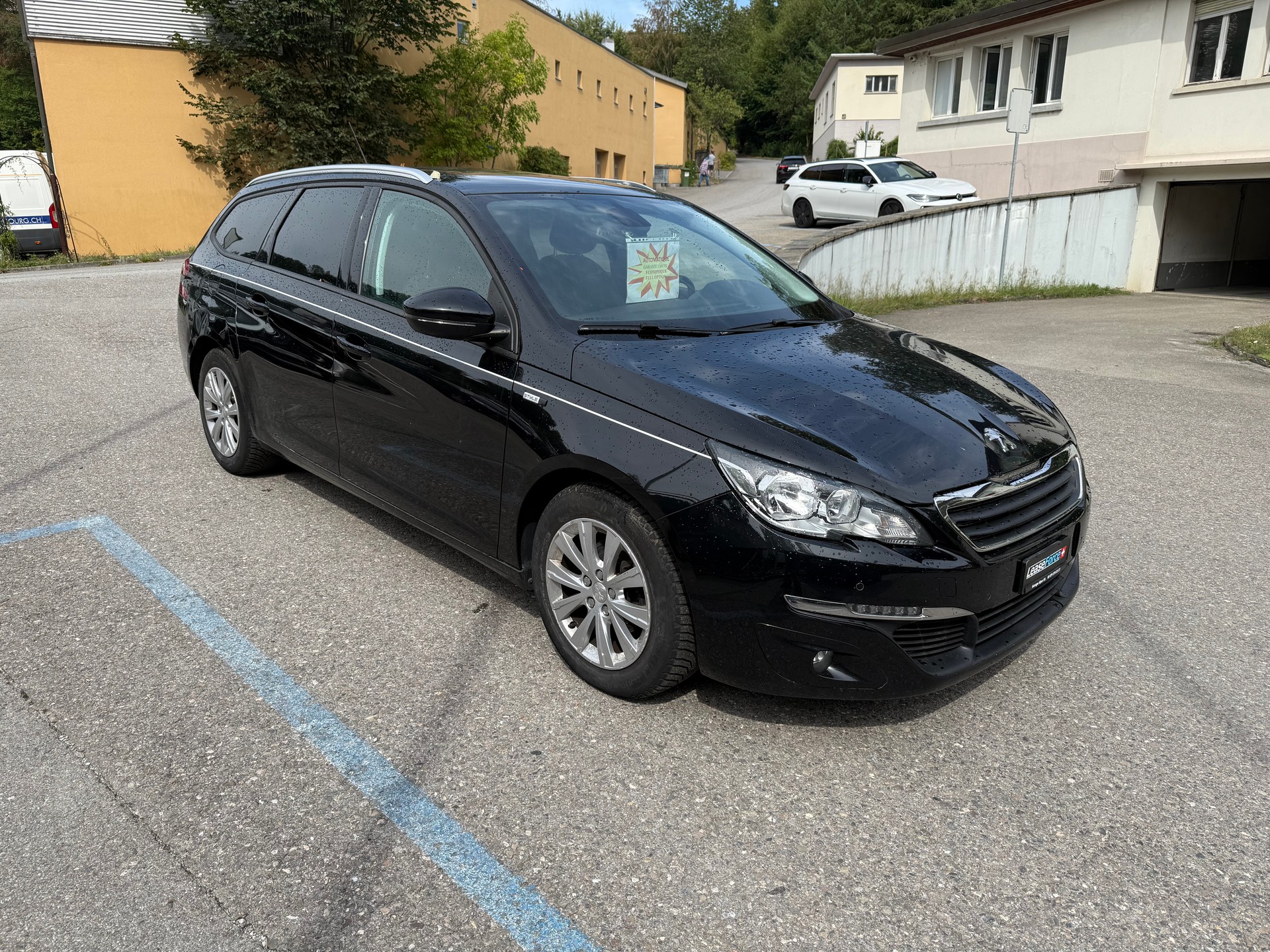 PEUGEOT 308 SW 1.2 THP Active Automatic