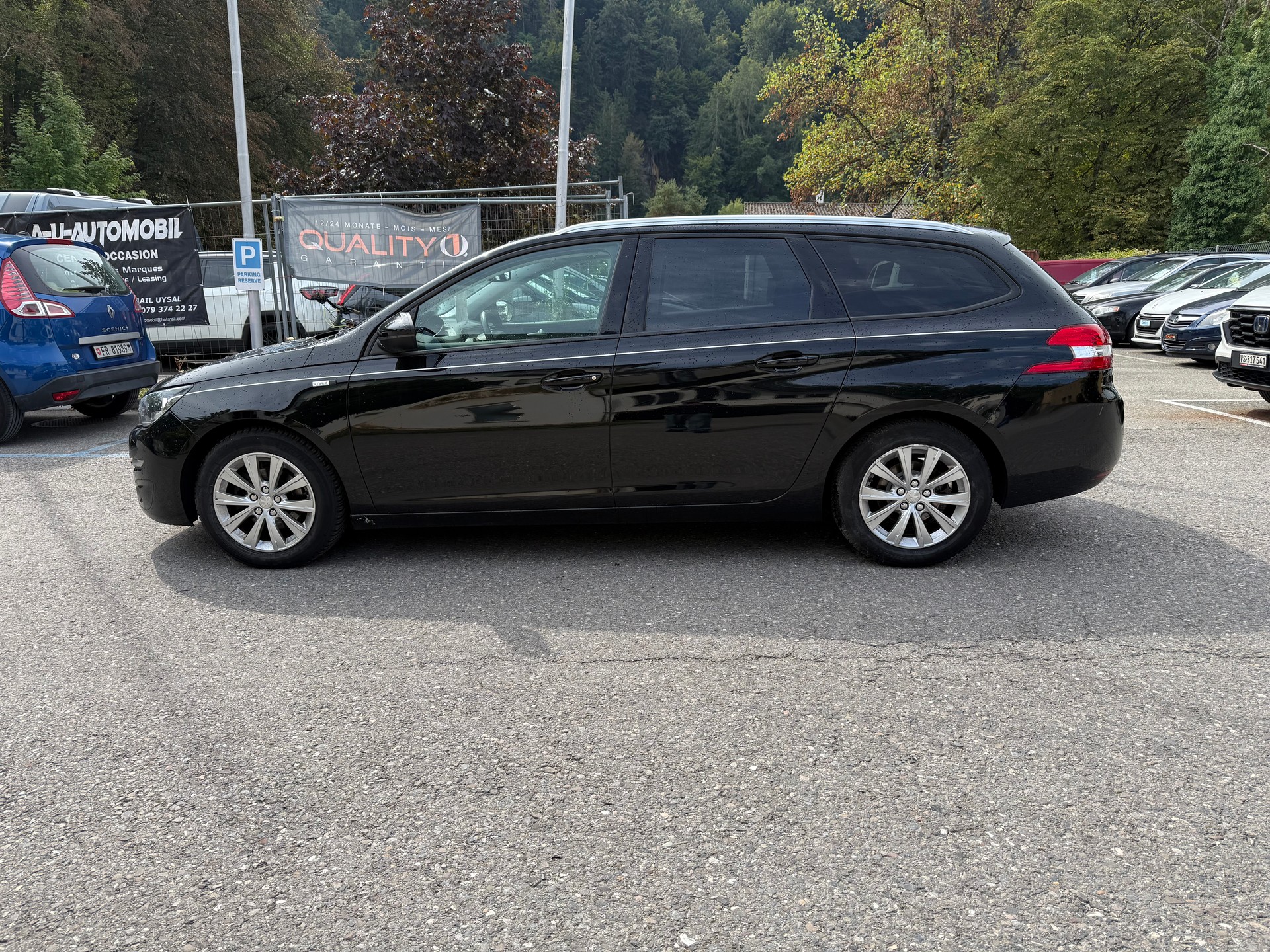 PEUGEOT 308 SW 1.2 THP Active Automatic-showroom-element-3