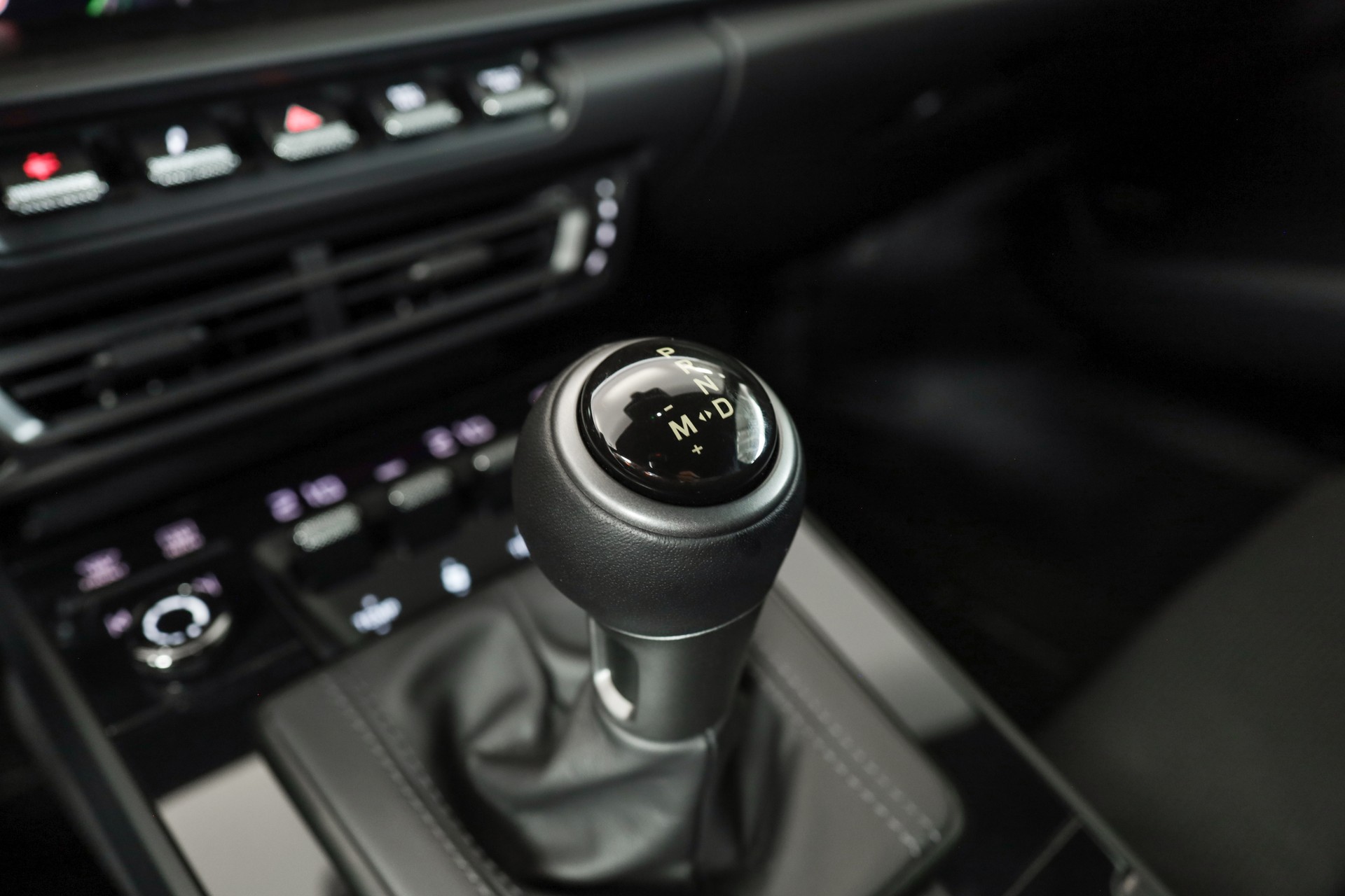 PORSCHE 911 GT3 Touring PDK • Échappement sport • Caméra de recul-image-25