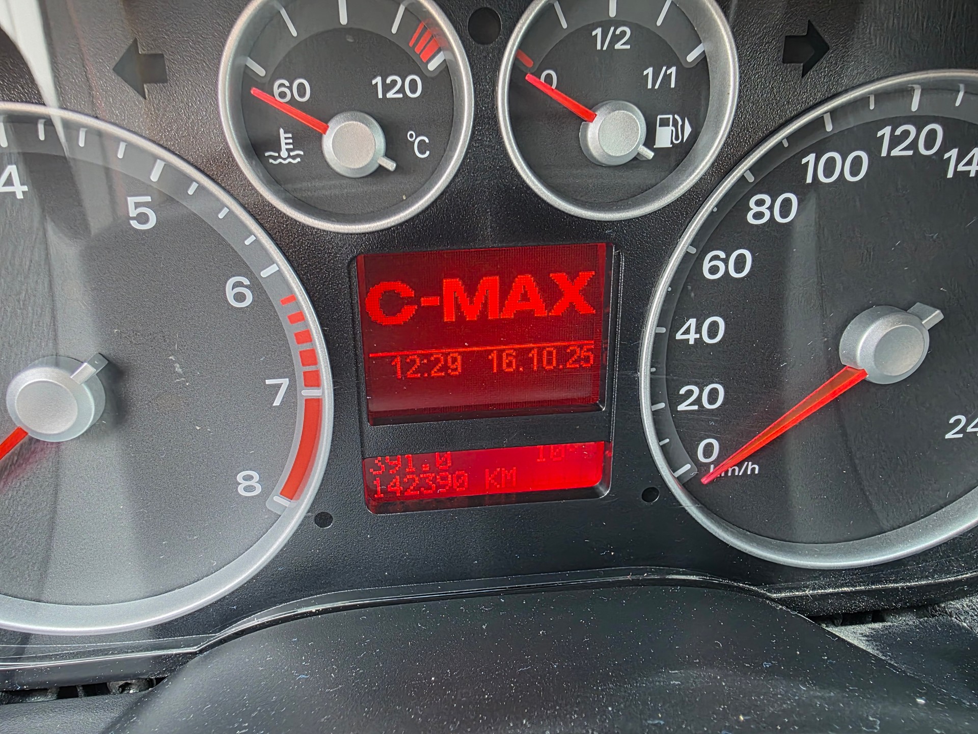 FORD C-Max 2.0 16V Carving Automatic-showroom-element-2