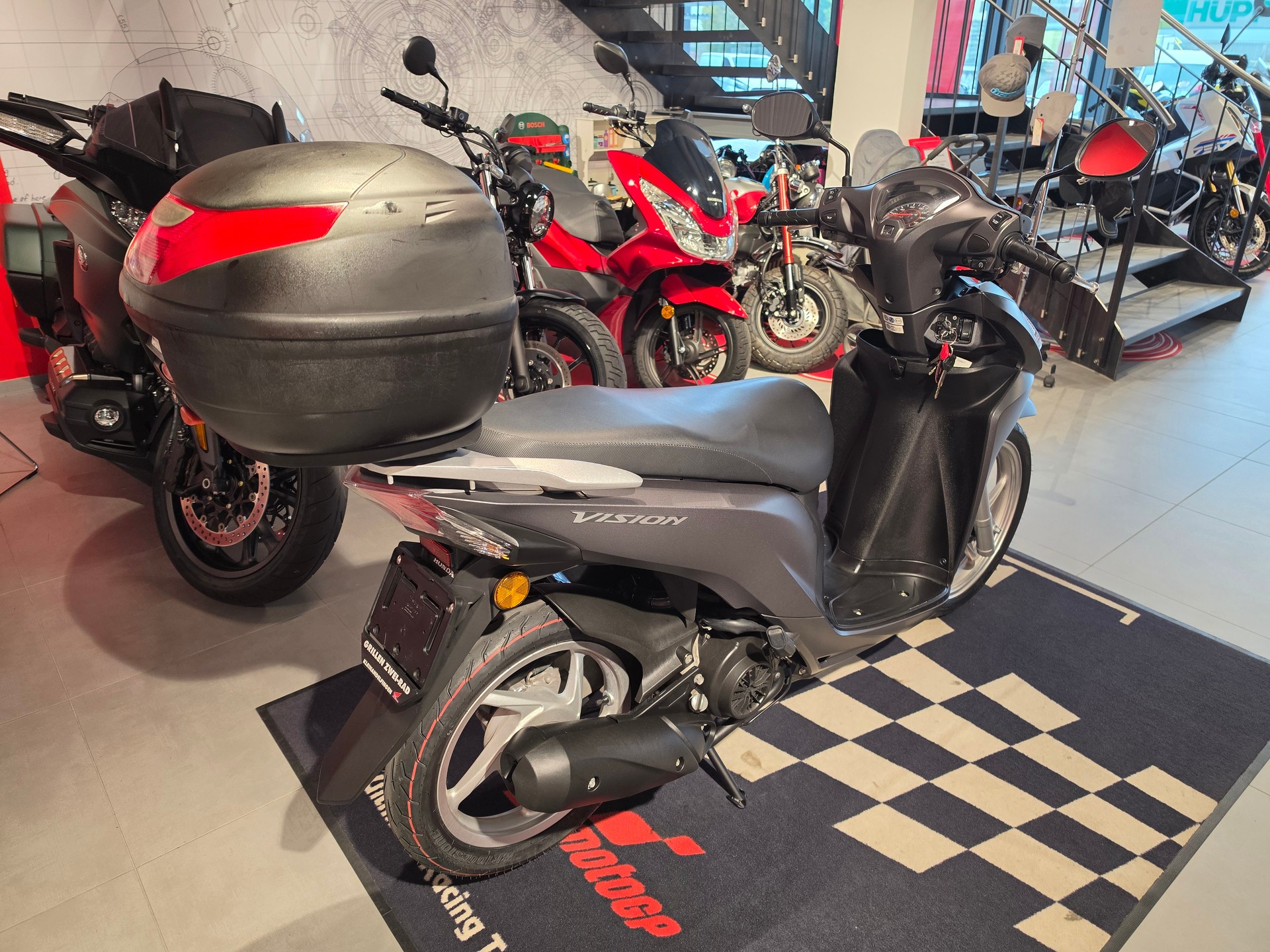 HONDA NSC Vision 110 16''-showroom-element-3