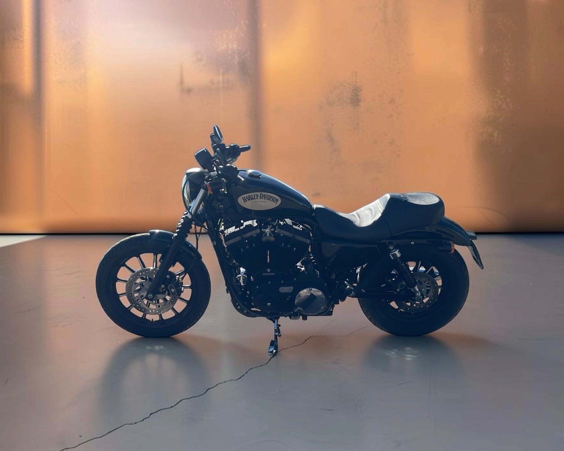 HARLEY-DAVIDSON XL 883 N Sportster Iron ABS-image-2