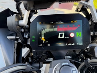 BMW R 1250 GS Adventure Trophy-image-3