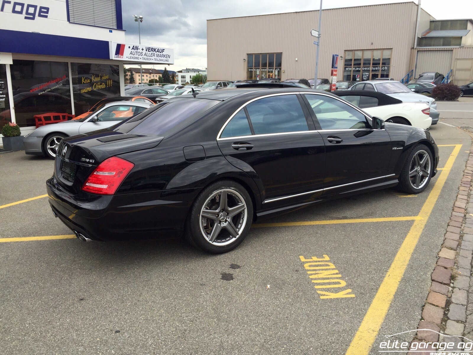 MERCEDES-BENZ S 65 AMG L Automatic-image-3