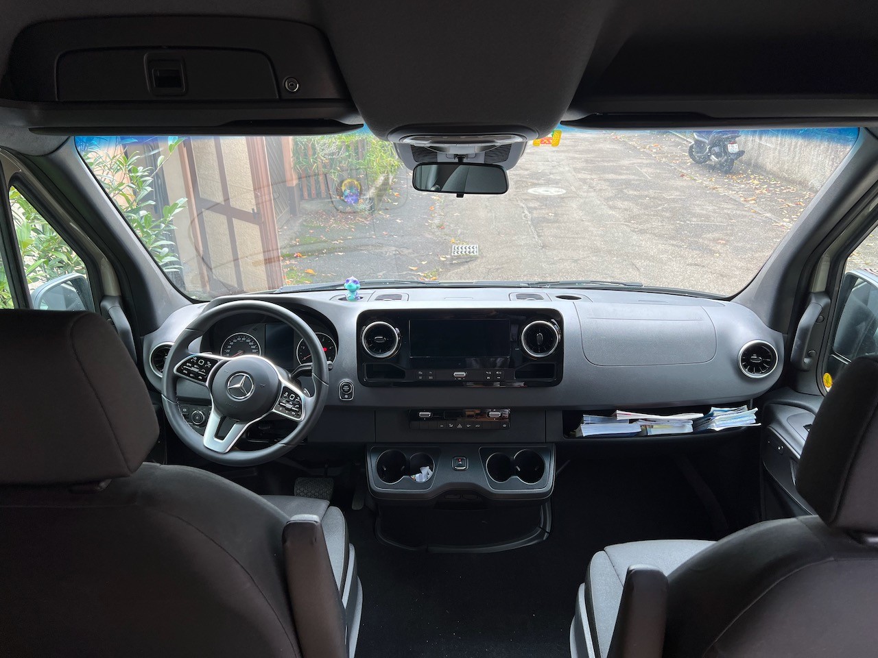 MERCEDES-BENZ Sprinter 419 CDI Standard 9G-TRONIC 4x4-image-7
