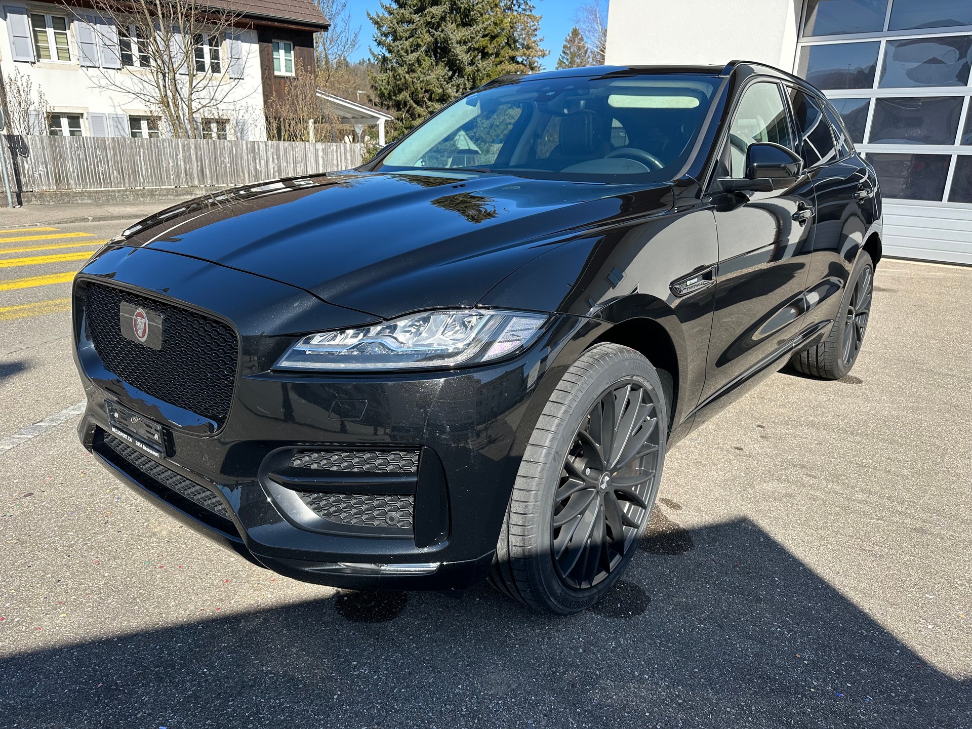 JAGUAR F-Pace 25t 2.0 R-Sport AWD Automatik