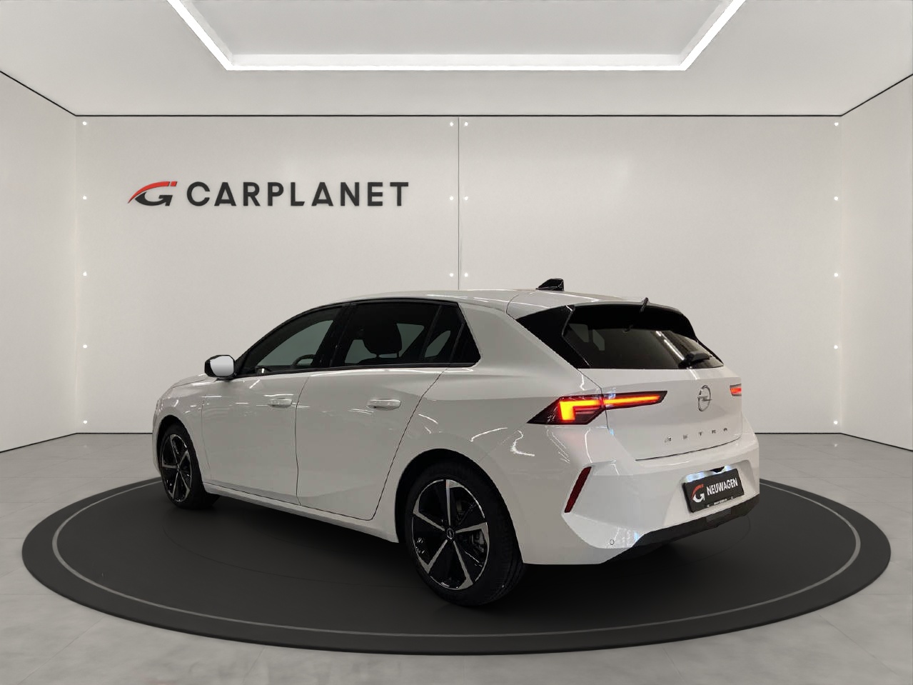 OPEL Astra 1.2 T 130 Edition-showroom-element-2