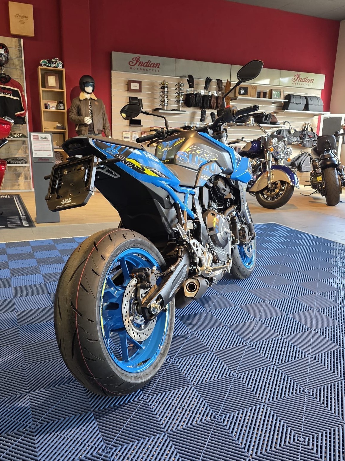 SUZUKI GSX 8 S EVO-image-1