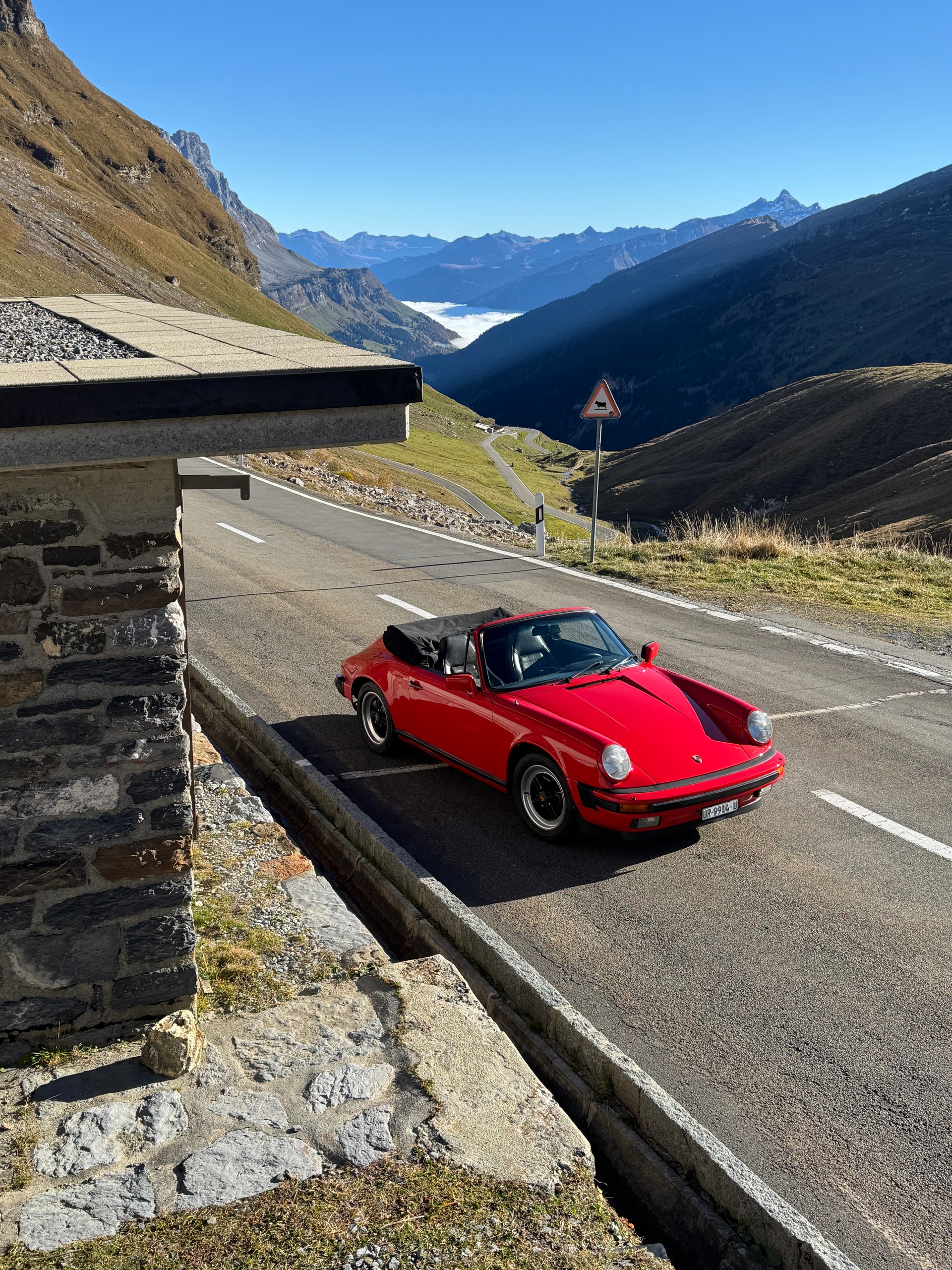 PORSCHE 911 Carrera 3.2-image-4