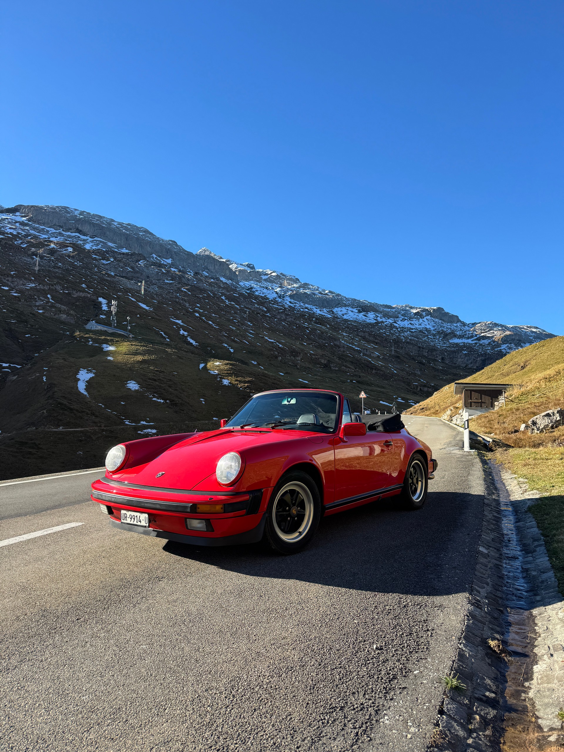 PORSCHE 911 Carrera 3.2-image-1