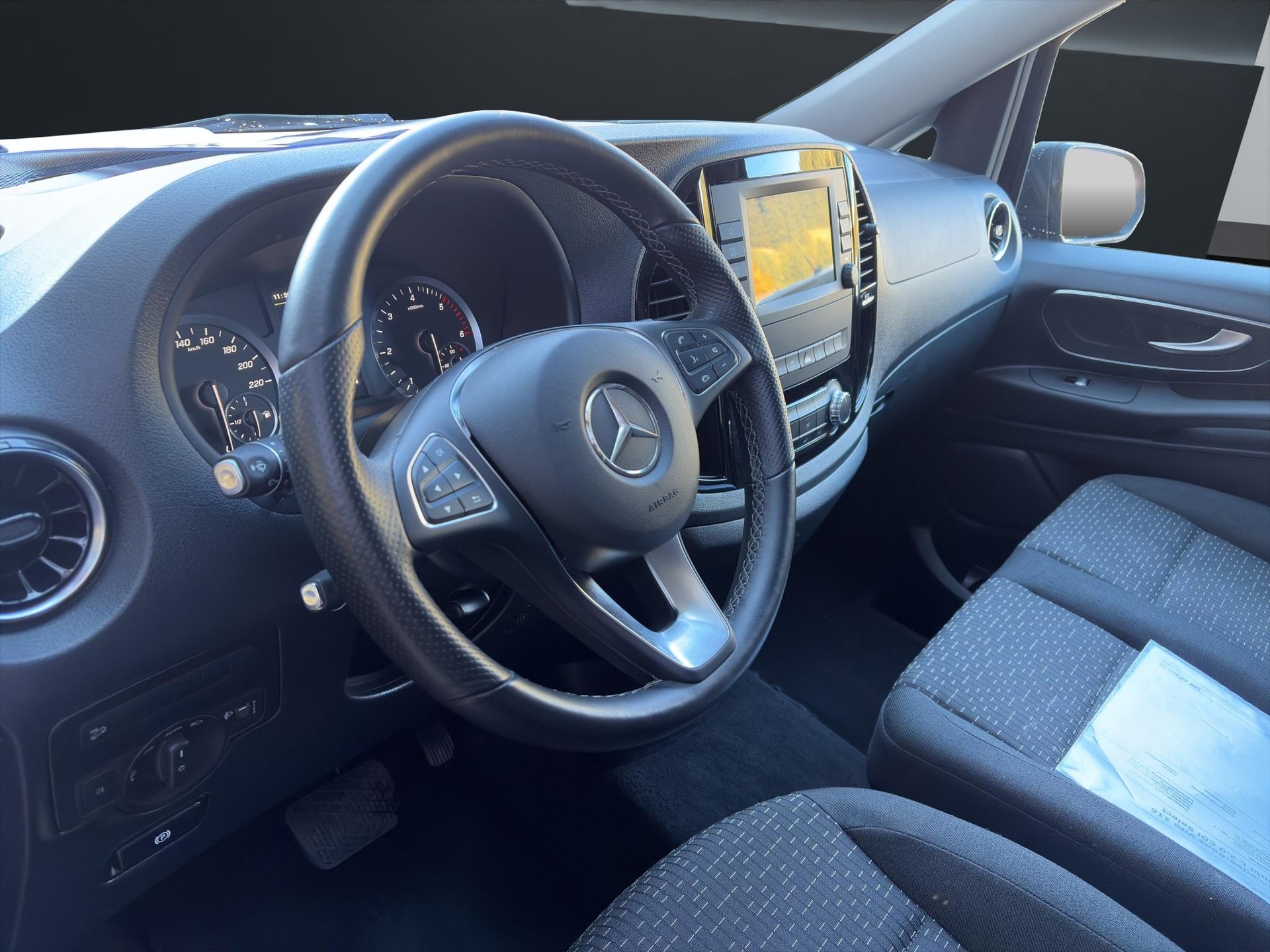 MERCEDES-BENZ Vito 116 Kombi L 2.0 CDI Select-image-7