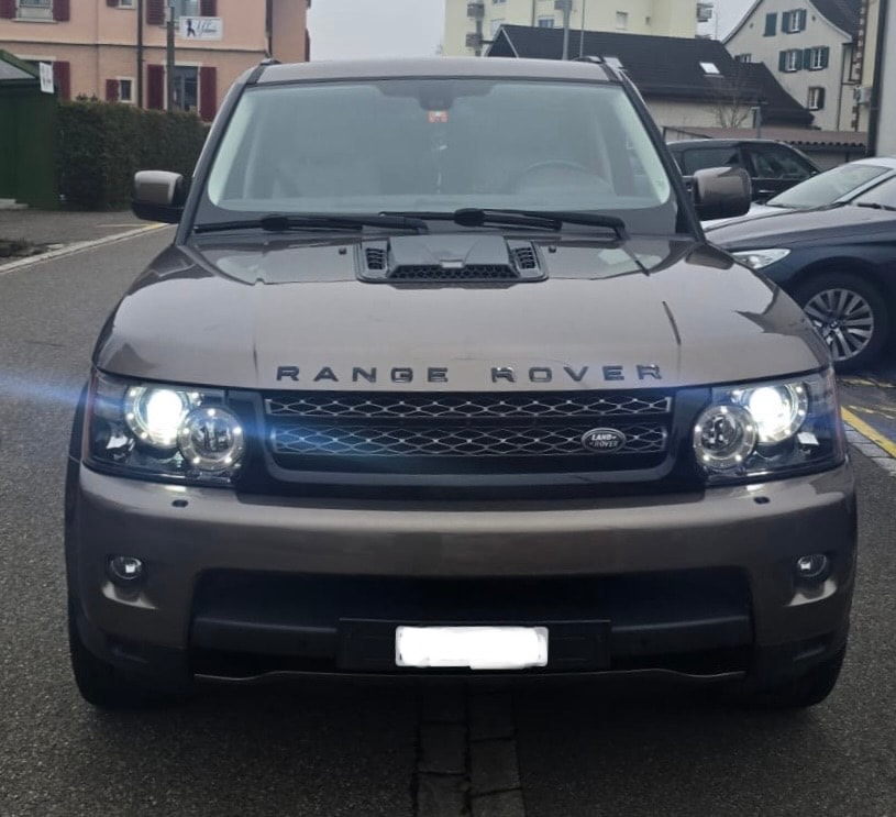 LAND ROVER Range Rover Sport 3.0 TDV6 HSE Automatic-image-1