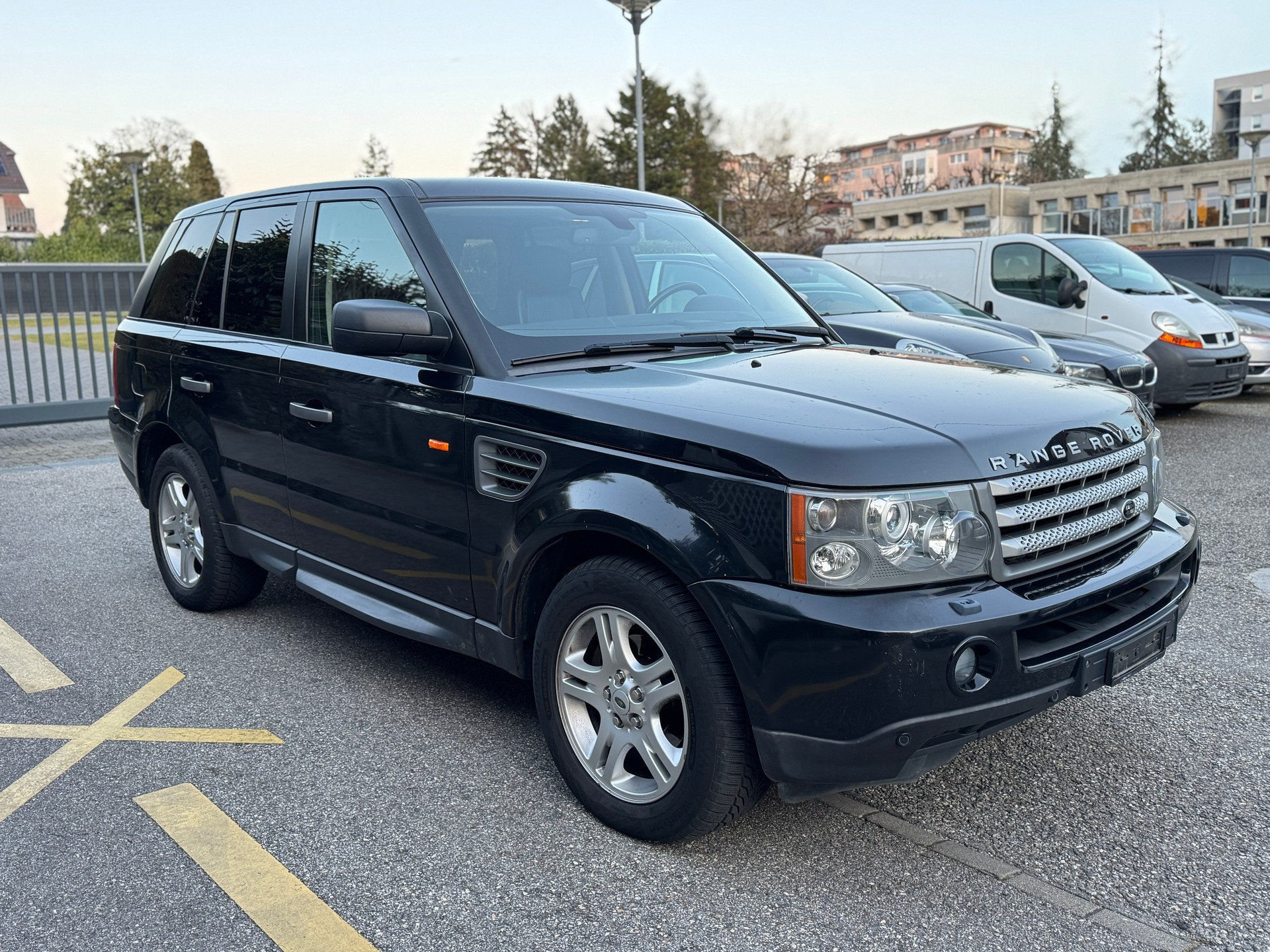 LAND ROVER Range Rover Sport 2.7 Td6 HSE Automatic-image-1
