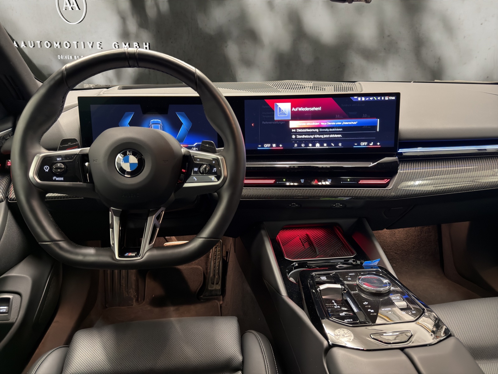 BMW BMW 540d xDrive 48V M Sport Steptronic-image-12