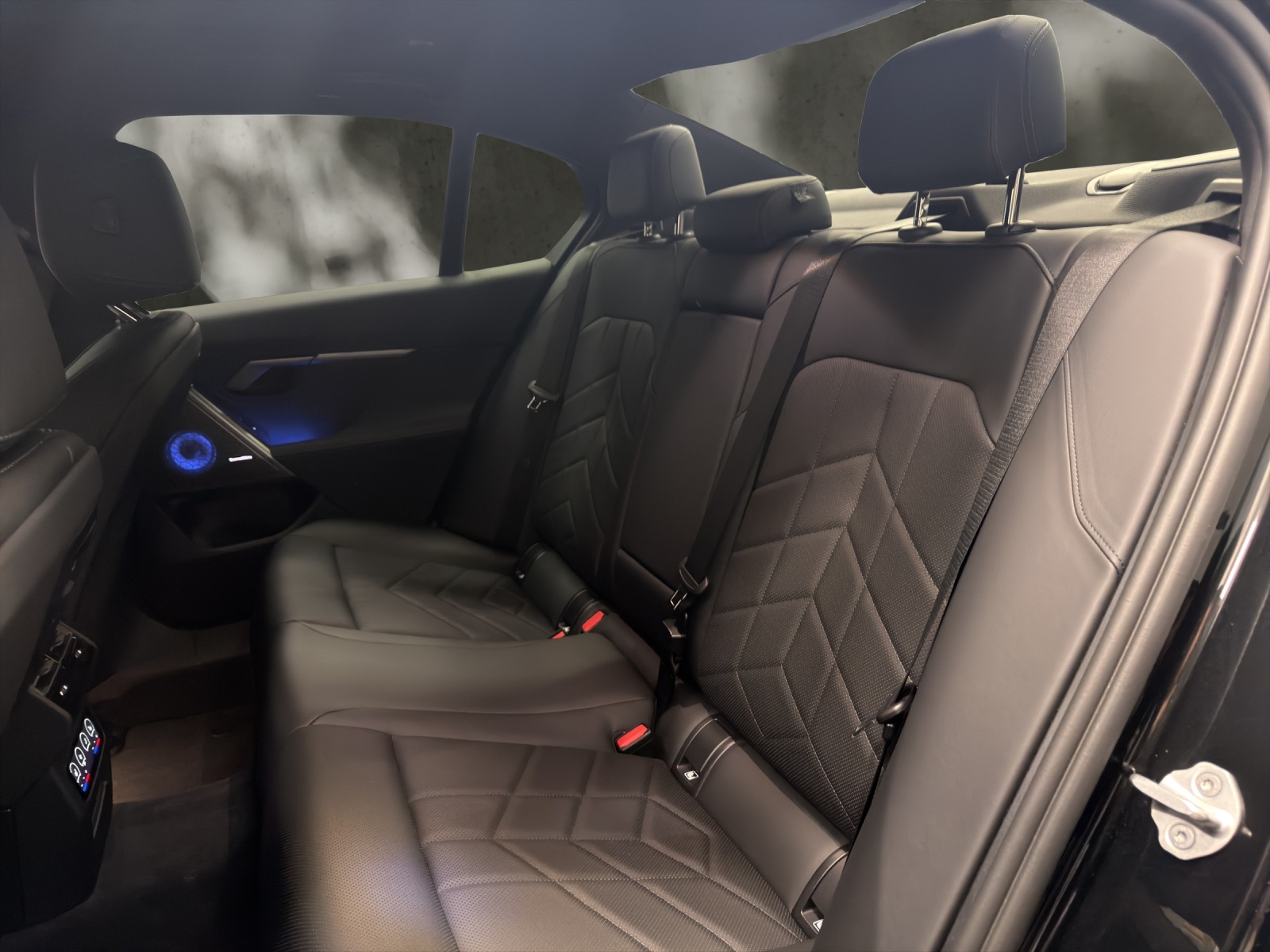BMW BMW 540d xDrive 48V M Sport Steptronic-image-11