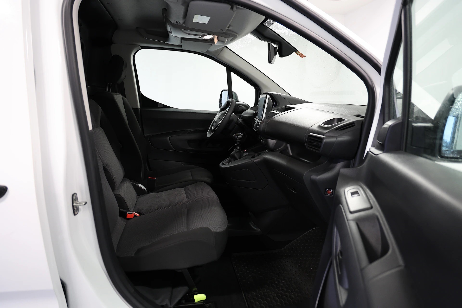 PEUGEOT Partner 1.5 Blue HDi s/s Asphalt 1000kg-image-9