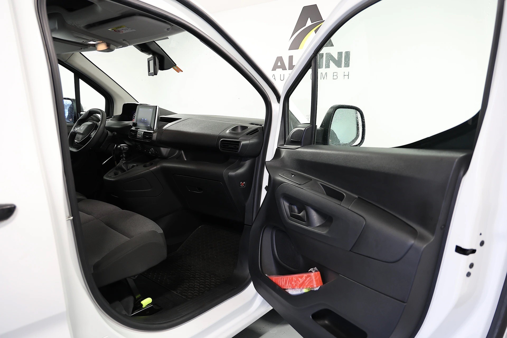 PEUGEOT Partner 1.5 Blue HDi s/s Asphalt 1000kg-image-8